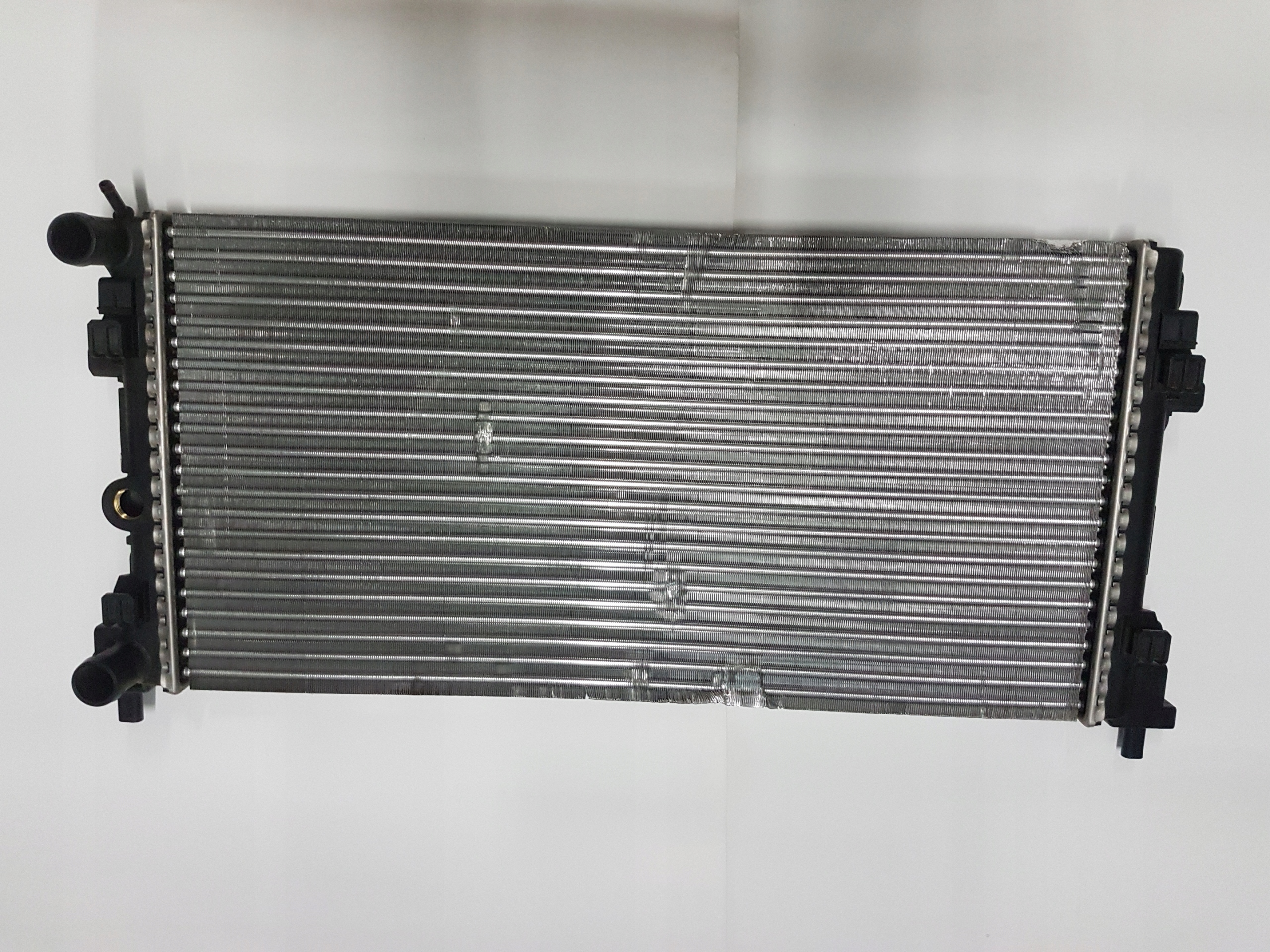 ORYG CHŁODNICA WODY FABIA II 2 ROOMSTER 6R0121253