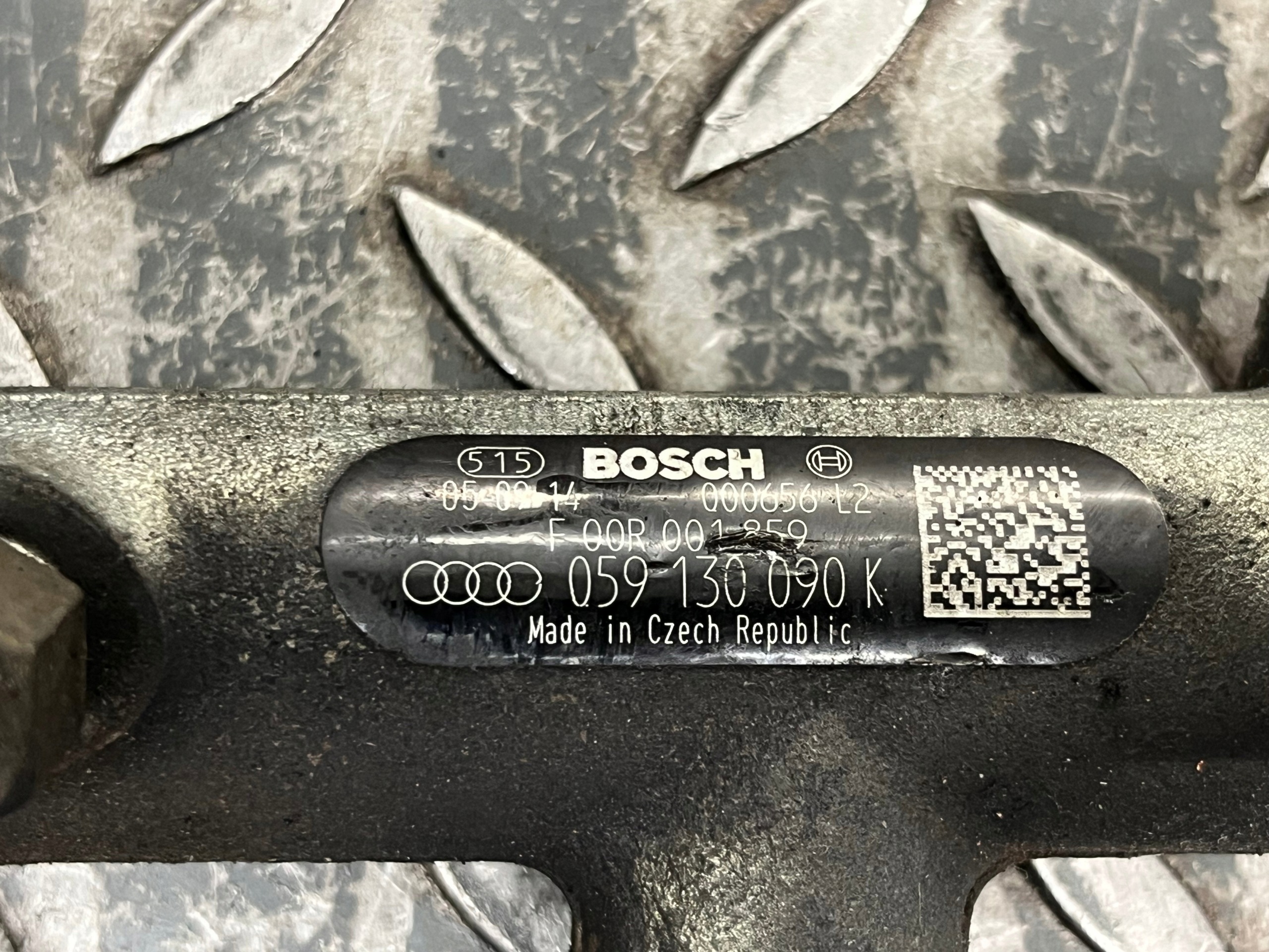 Rampe injection AUDI A6-C6 059130090K