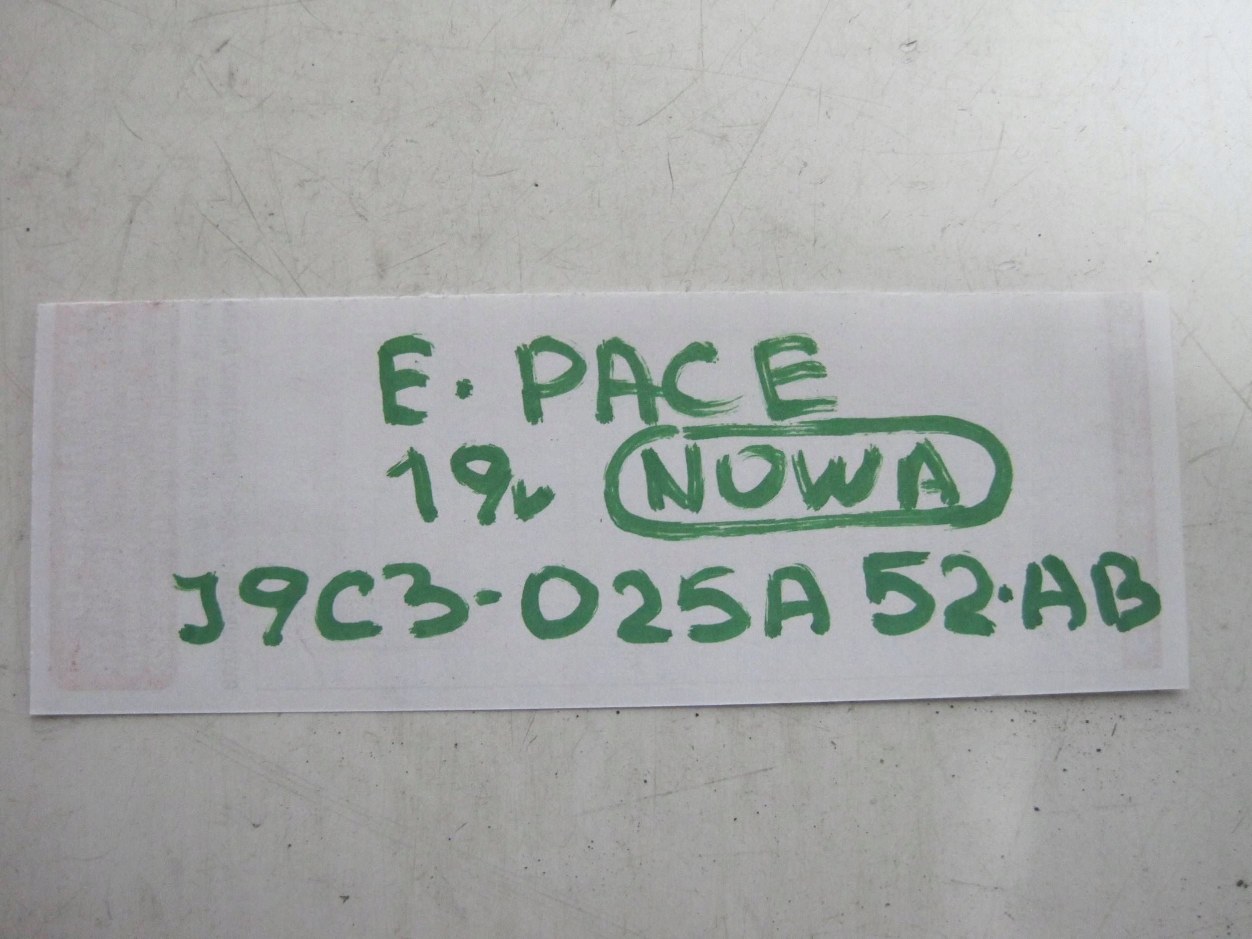 moulding windows PRZEDNIEJ JAGUAR E-PACE J9C3-025A52-AB