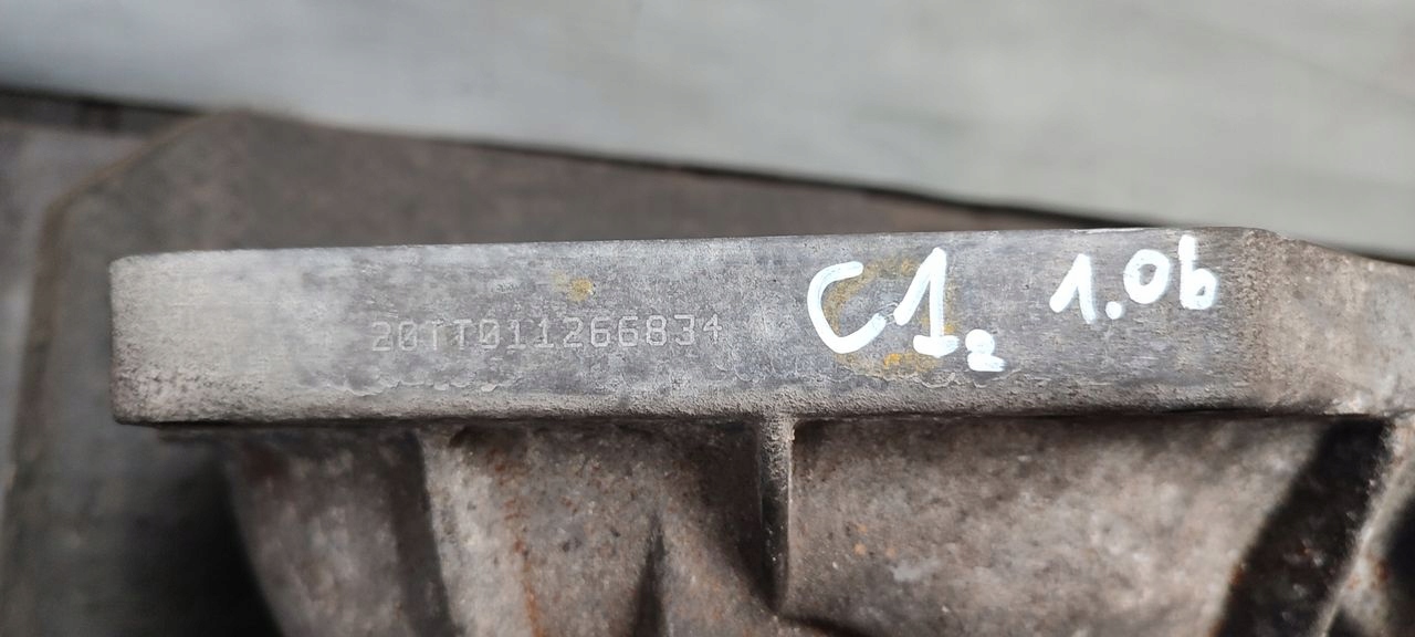 Getriebe 220TT01 Citroen C1 1,0