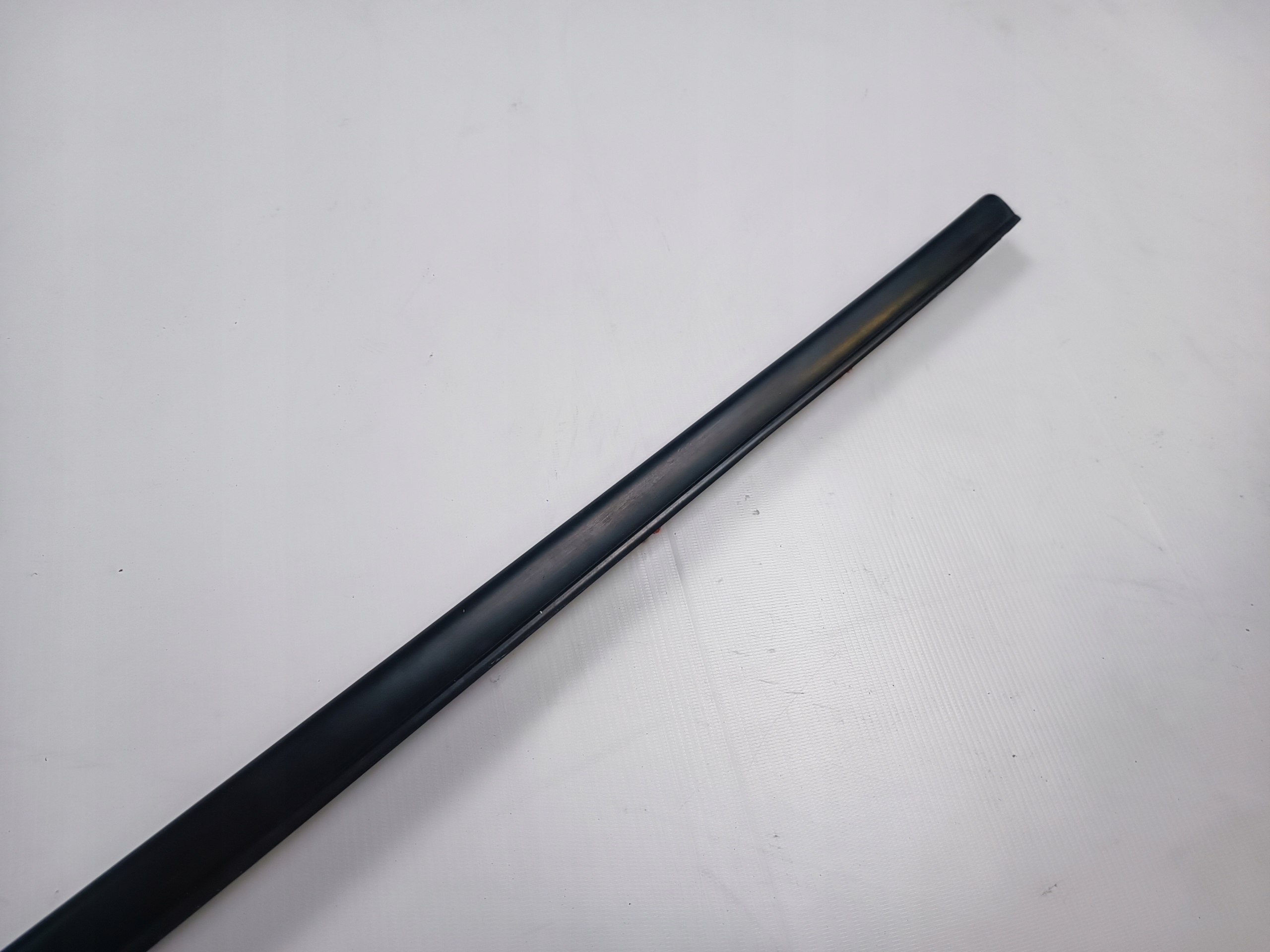 moulding door left front Mercedes SL 107