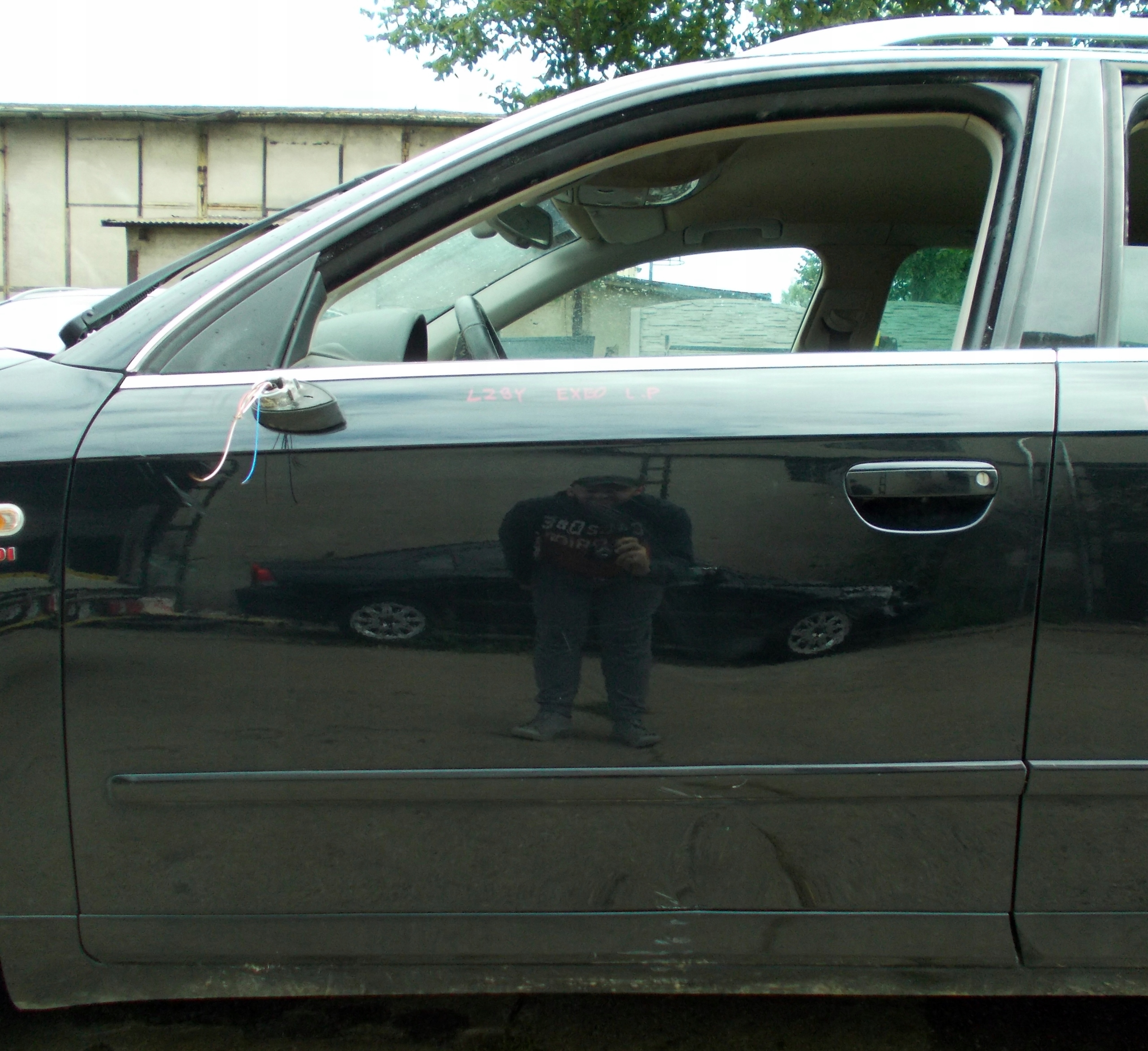 SEAT EXEO door left front complete LZ9Y