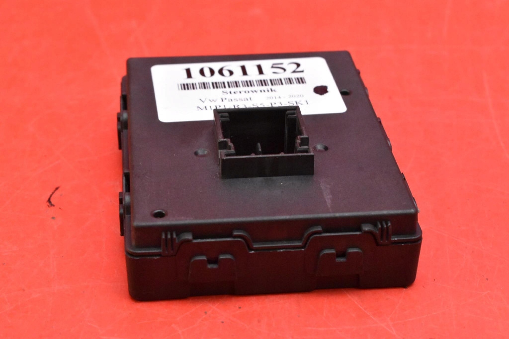 control unit module KESSY 3Q0959435B VW PASSAT B8 2.0 TDI 150 KM 14-20