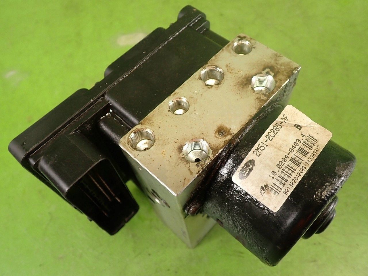 2M51-2C285-AF - Насос ABS FORD TRANSIT CONNECT і 1.8 TDCI 03r