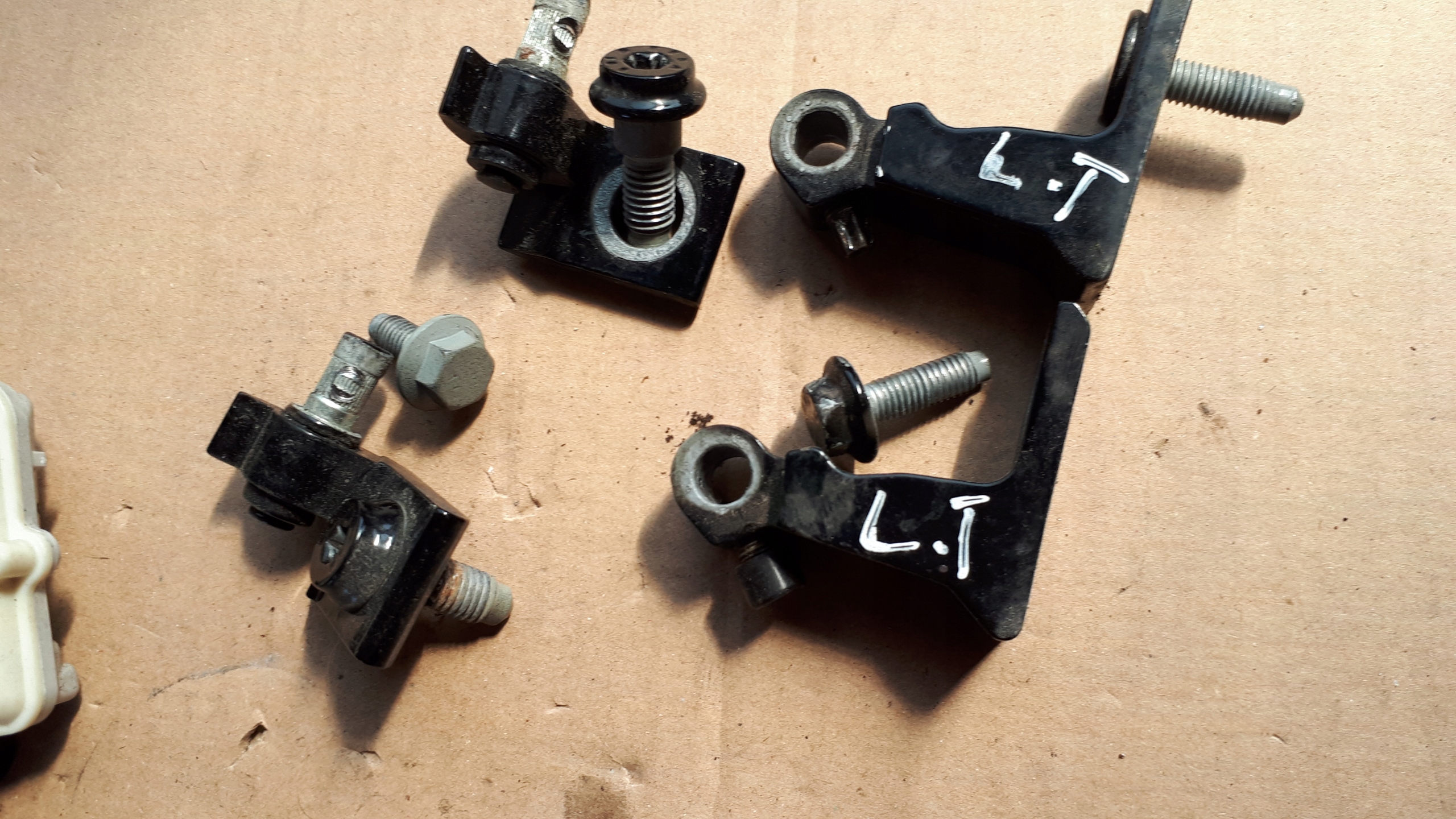 A6 C7 4G hinge hinges door left left rear part LY9B