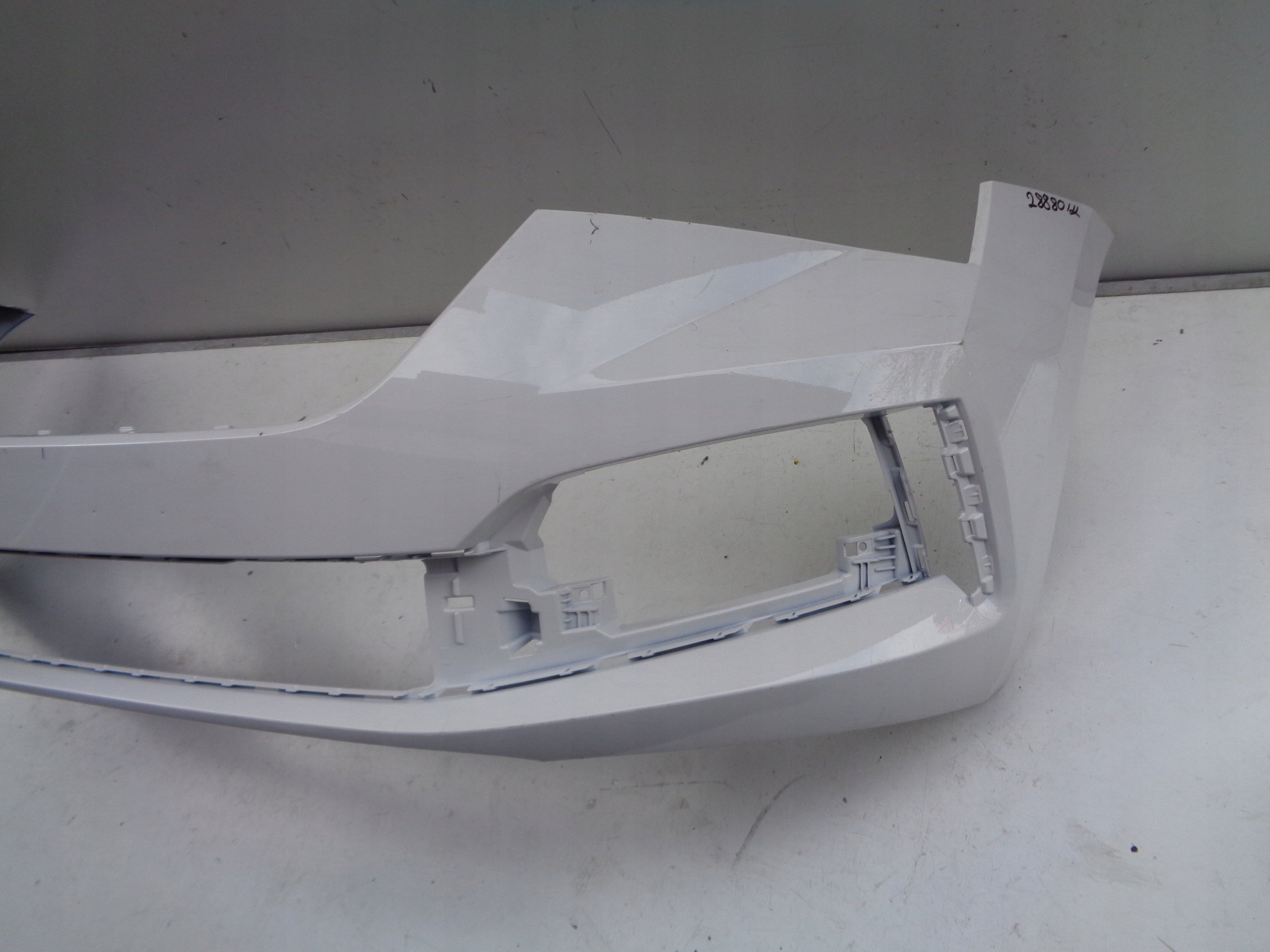 Frontstoßstange SKODA SCALA 657 18- NR 28880