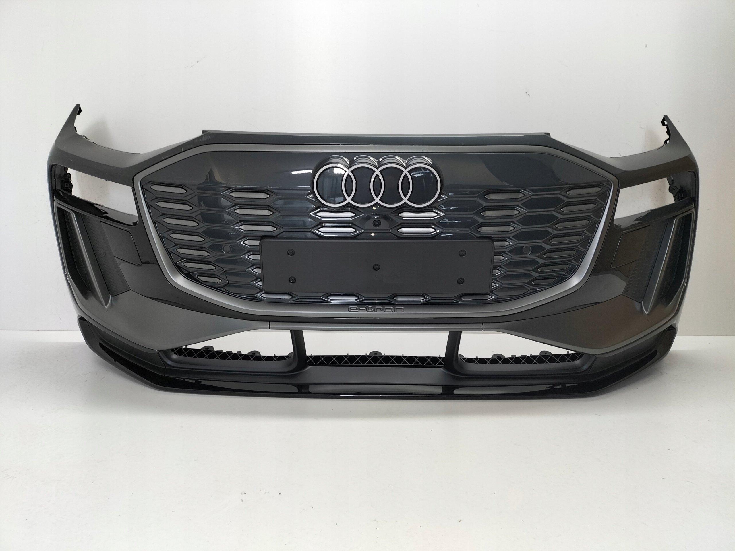 front bumper front AUDI Q6 E-TRON 24- S-LINE