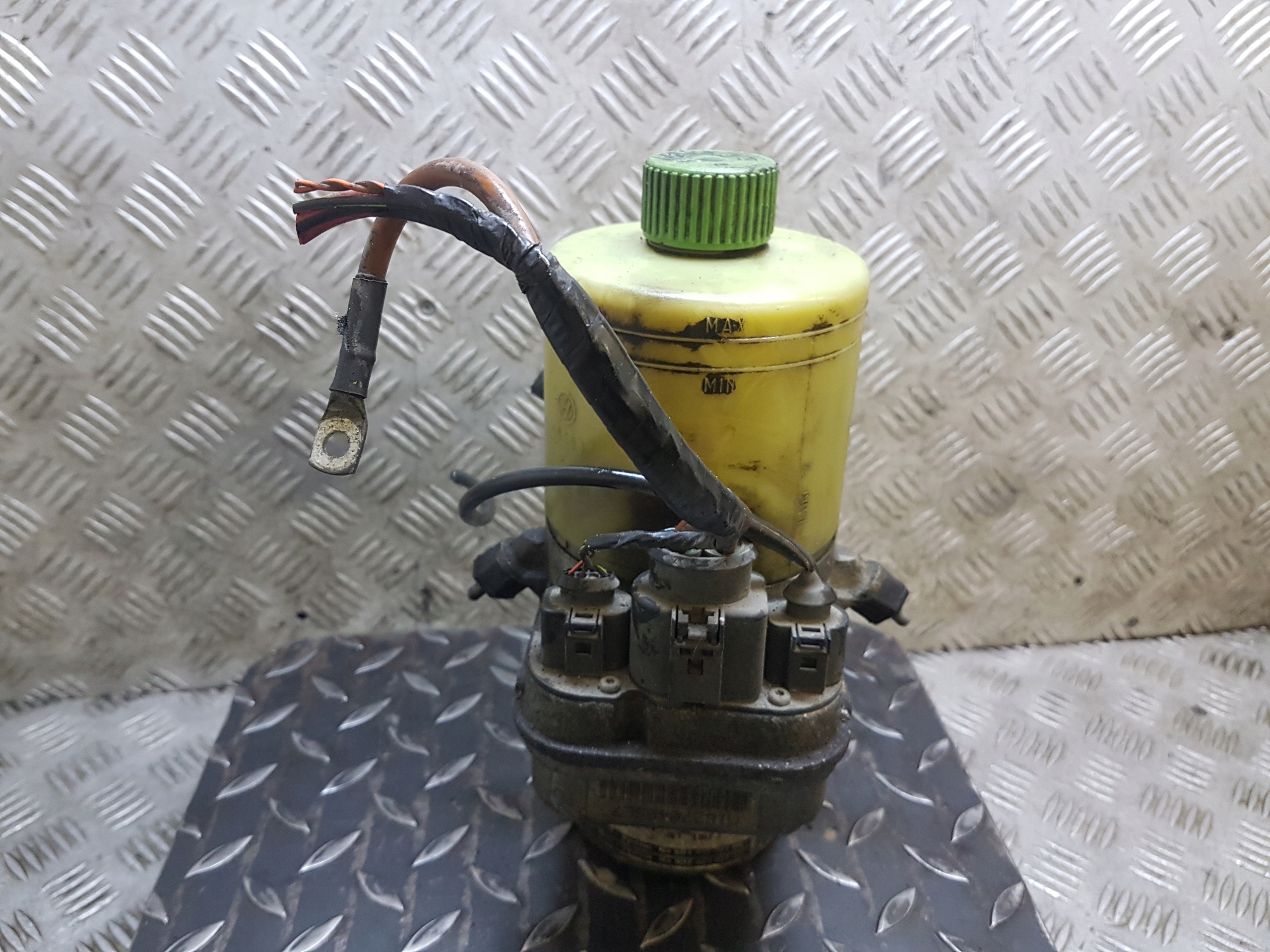 servo pump electrical SKODA ROOMSTER 6Q0423156AB