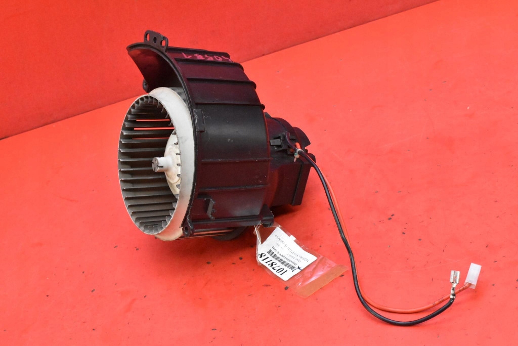 DMUCHAWA Lüfter des lüfters EU 52421335 OPEL ASTRA 3 III H 04-07