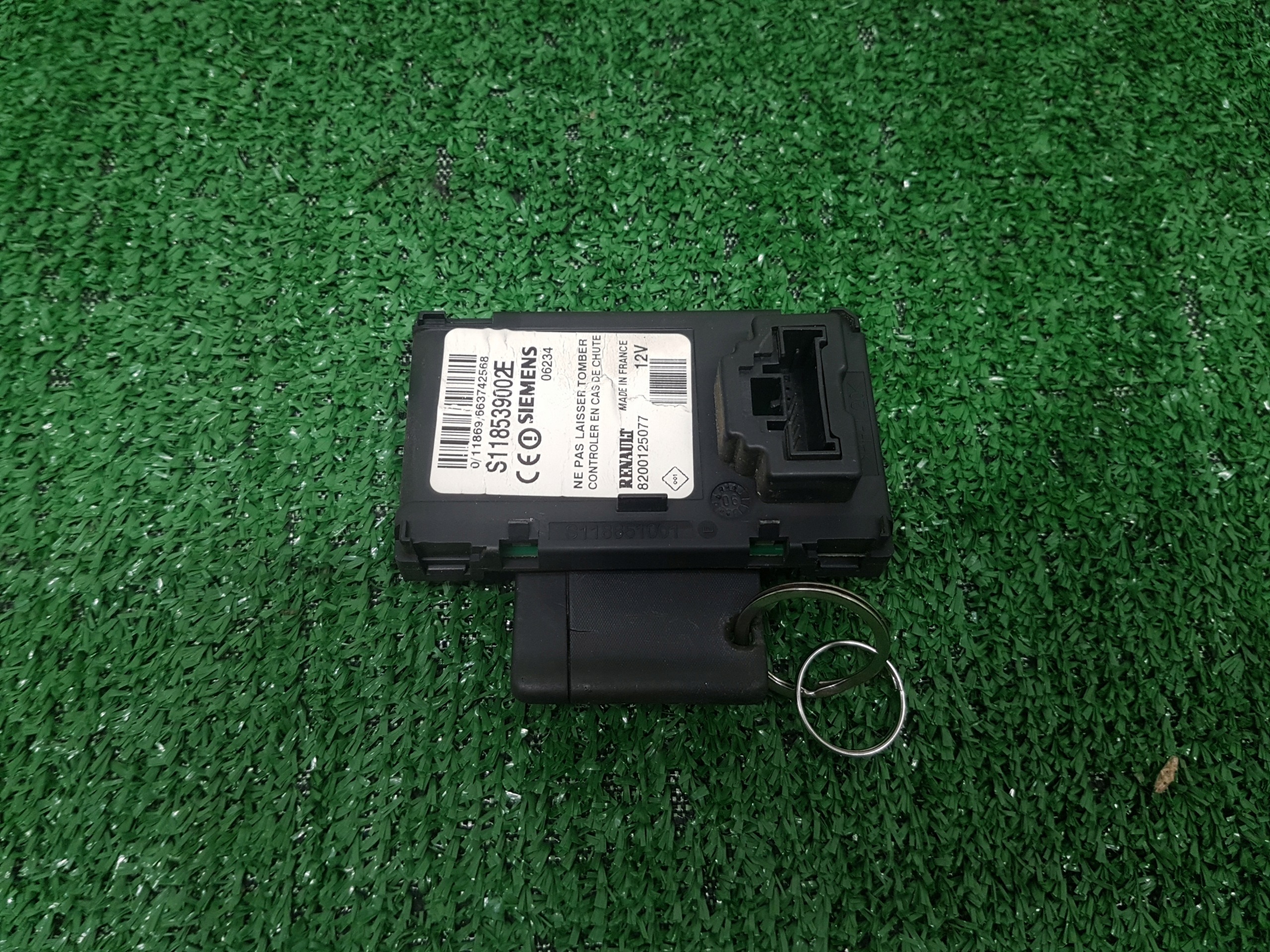 čtečka KARTY RENAULT SCENIC 2 8200125077