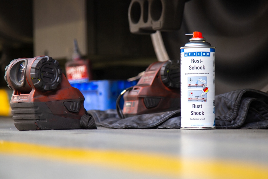 Odrdzewiacz zamrażający mocny penetrator klucz che Producent Weicon