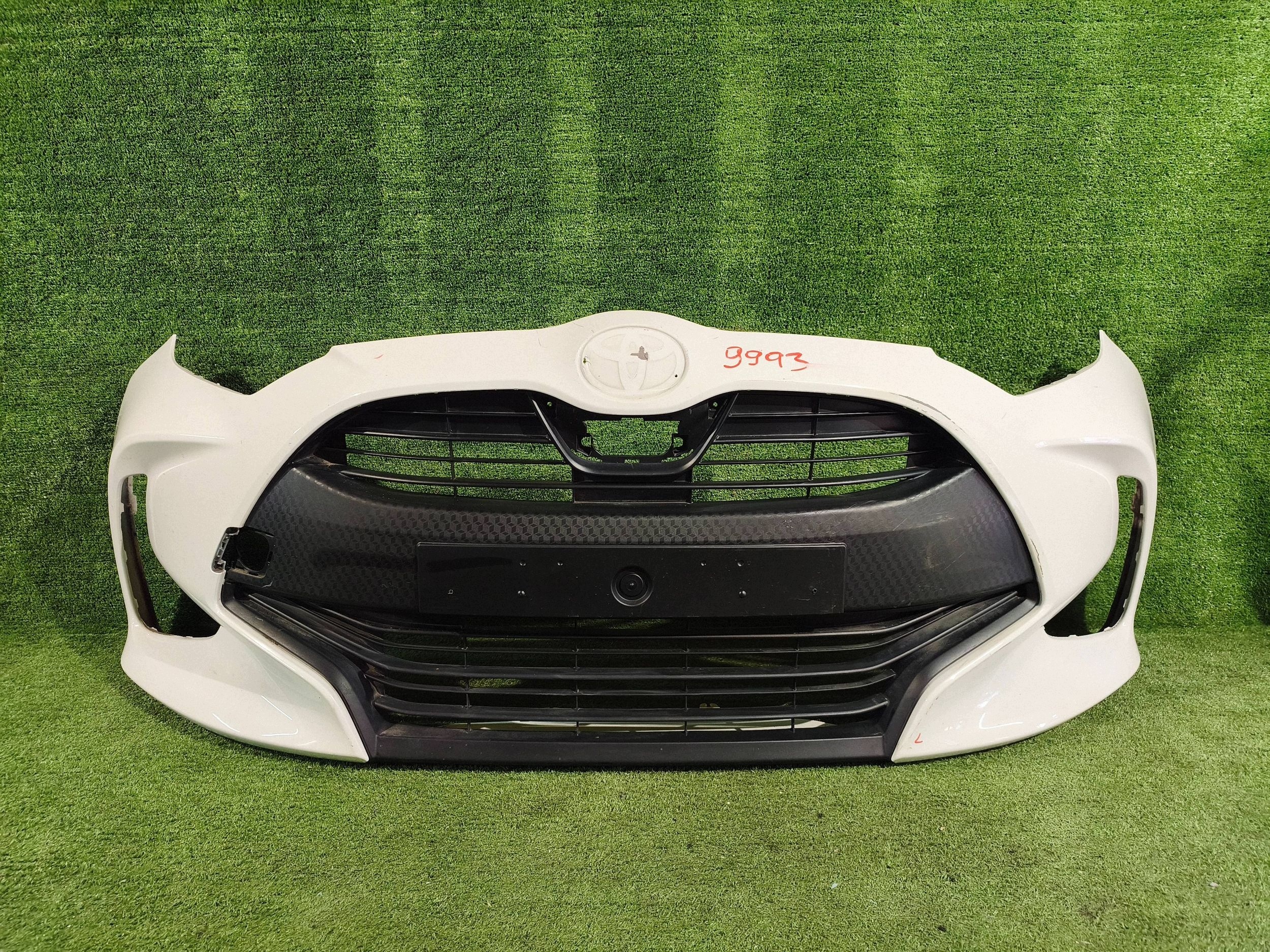 front bumper front TOYOTA YARIS IV without PDC NR.9993