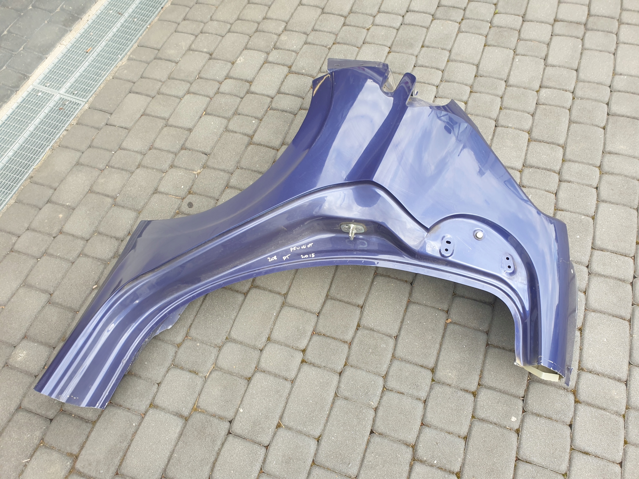 parafango posteriore LONGHERONE PEUGEOT 208 2013- 5D