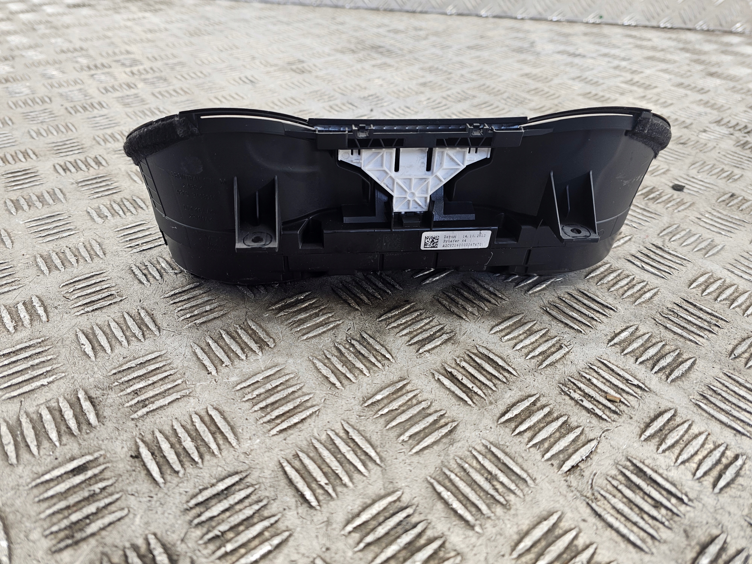 budíky obal 8V0920960E AUDI A3 8V 1.6TDI