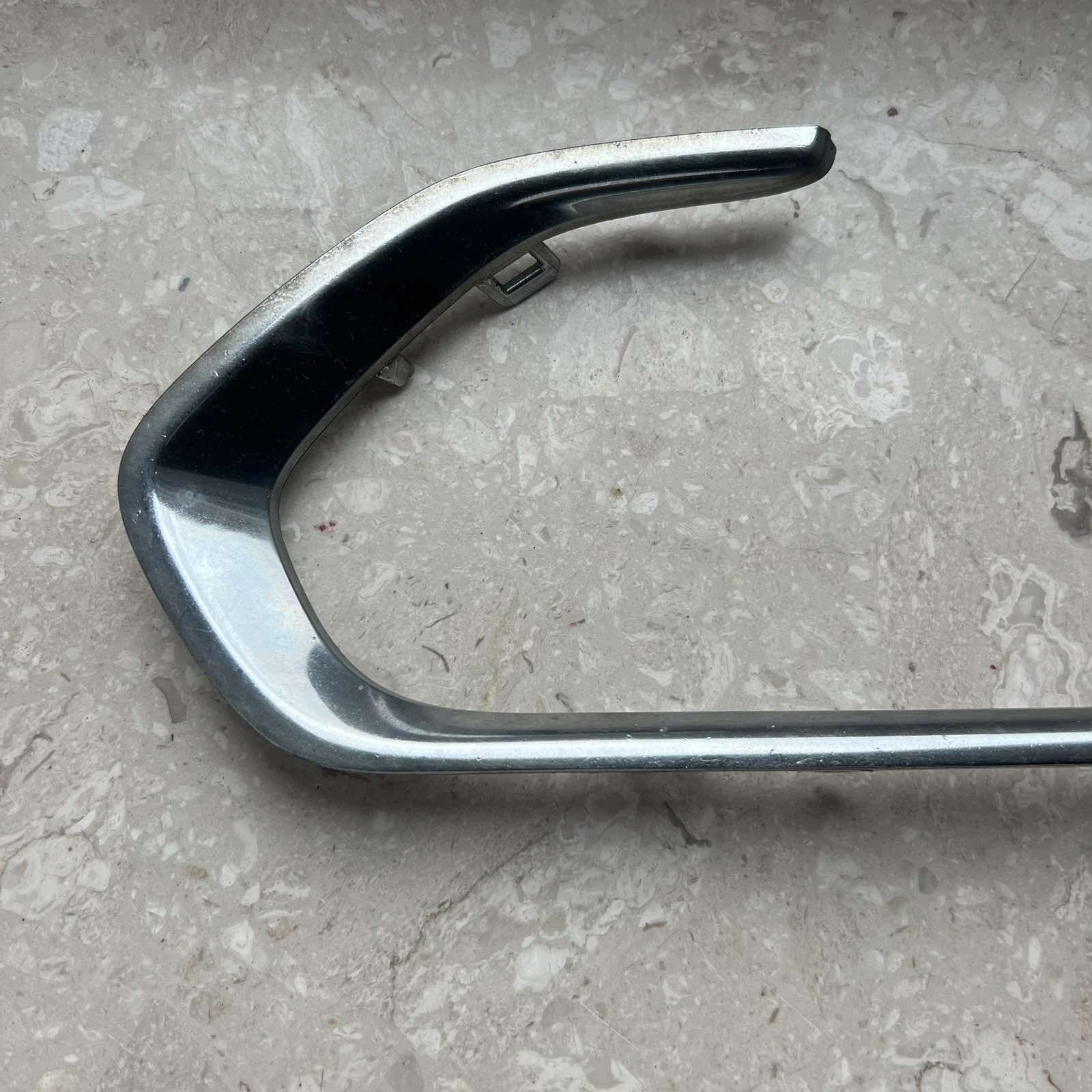 SUZUKI SX4 S-CROSS 2013-2016 CHROM moulding front left 71762-61M1