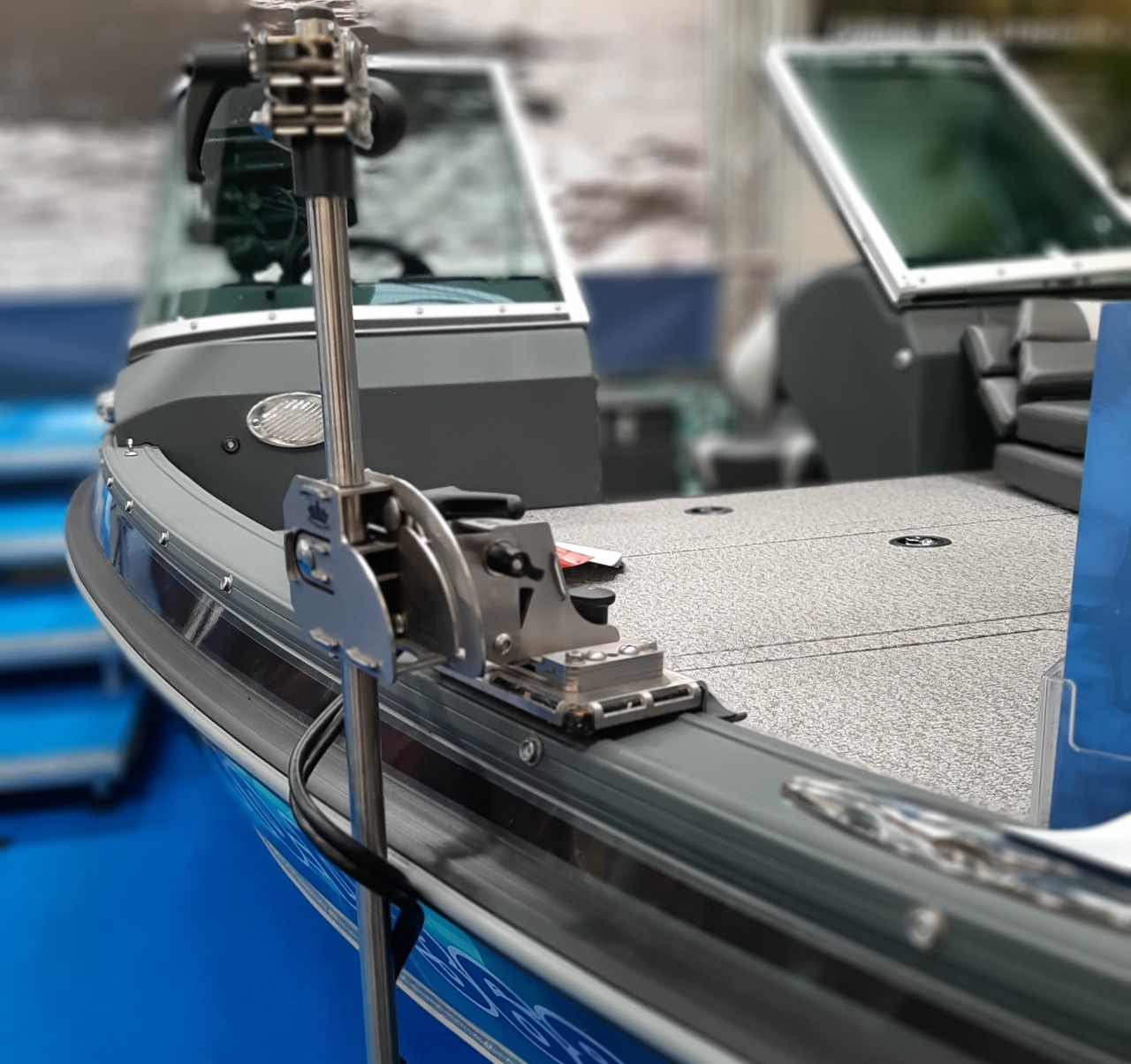 Uchwyt Burtowy Ked Przetwornika Garmin Panoptix Livescope LVS32/LVS34