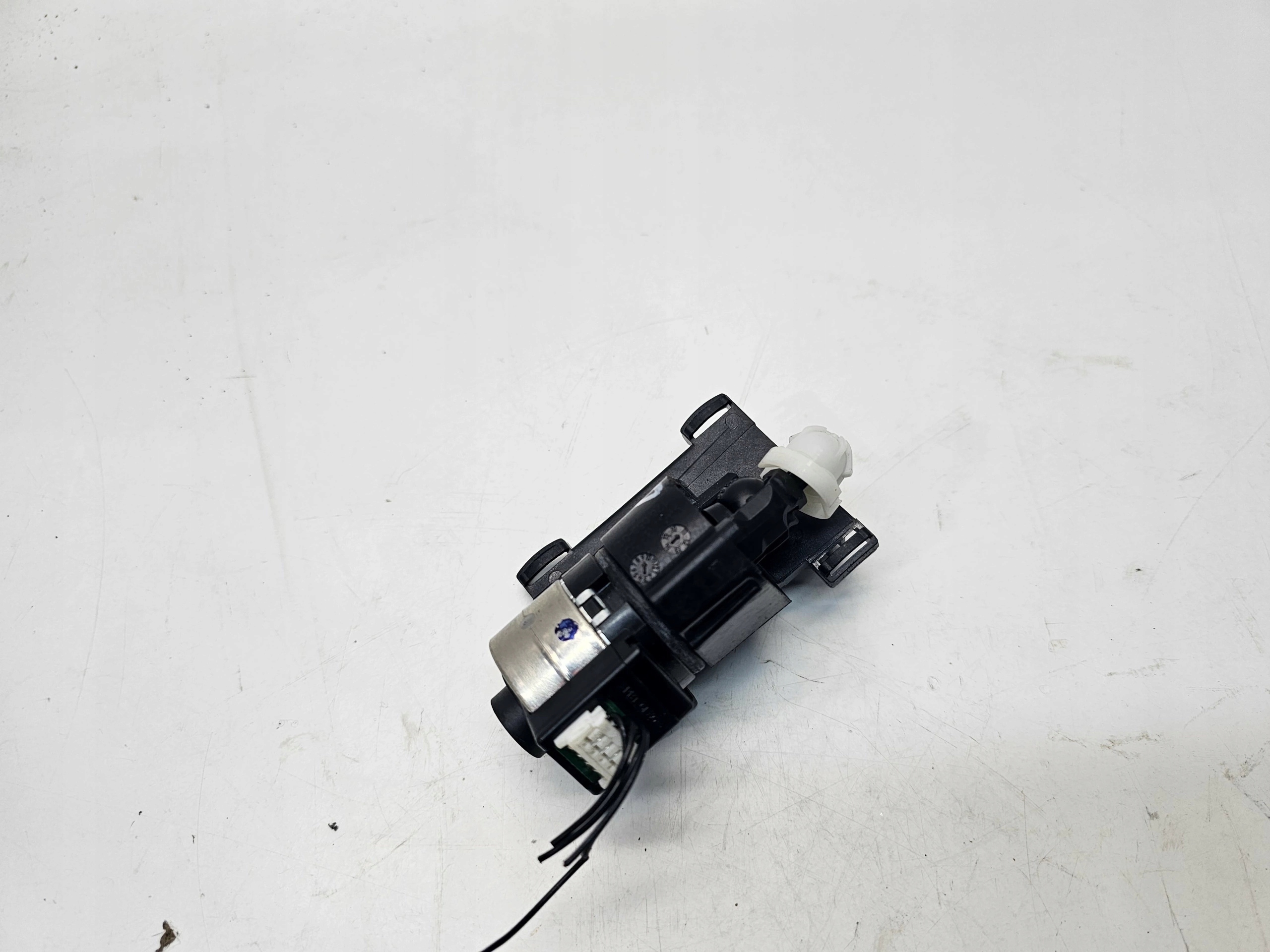 mini motor control REFLEKTORA left AUDI A6 C7 A7 A4 B9 748-621-01AA