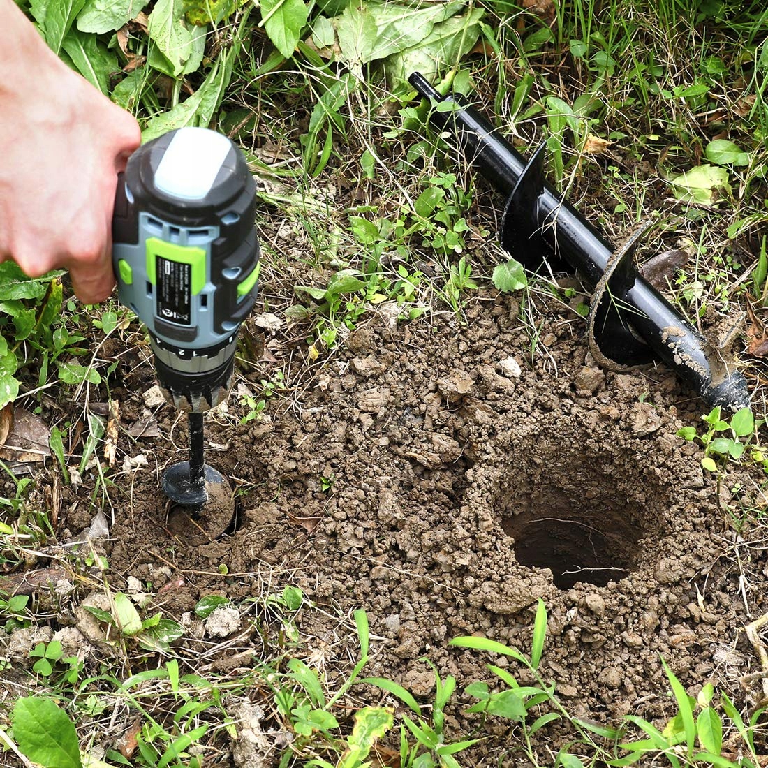 ŚWIDER WIERTŁO WIERTNICA GLEBOWA DO ZIEMI SADZENIA NA WIERTARKĘ 10 CM 60 CM Zasilanie elektryczne