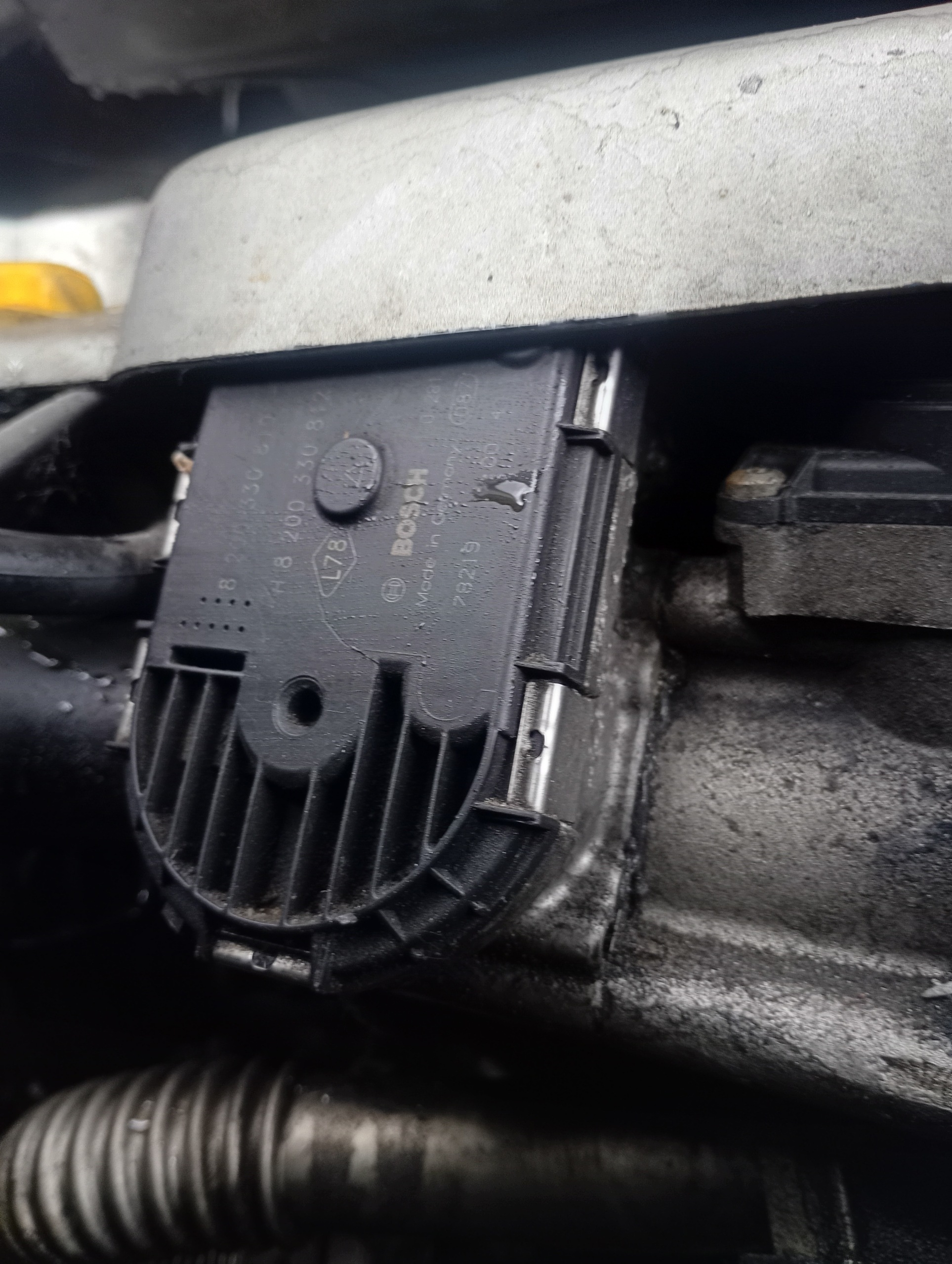 Valvola a farfalla Renault Espace IV 4 06-15 2.0 DCI OE 8200330810