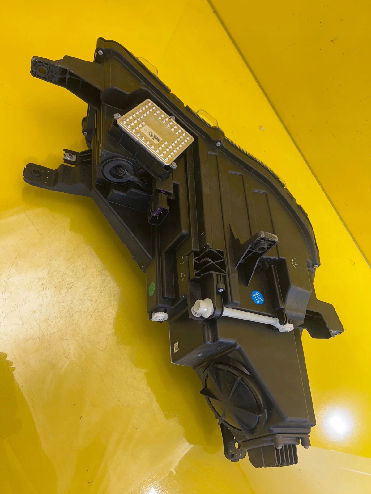 light left front MG HS 18- Full Led