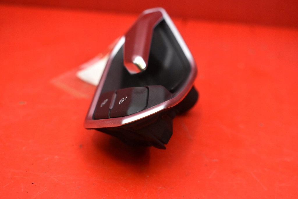 handle inner left front CHROM 4KE837019A AUDI E-TRON 55 18-21