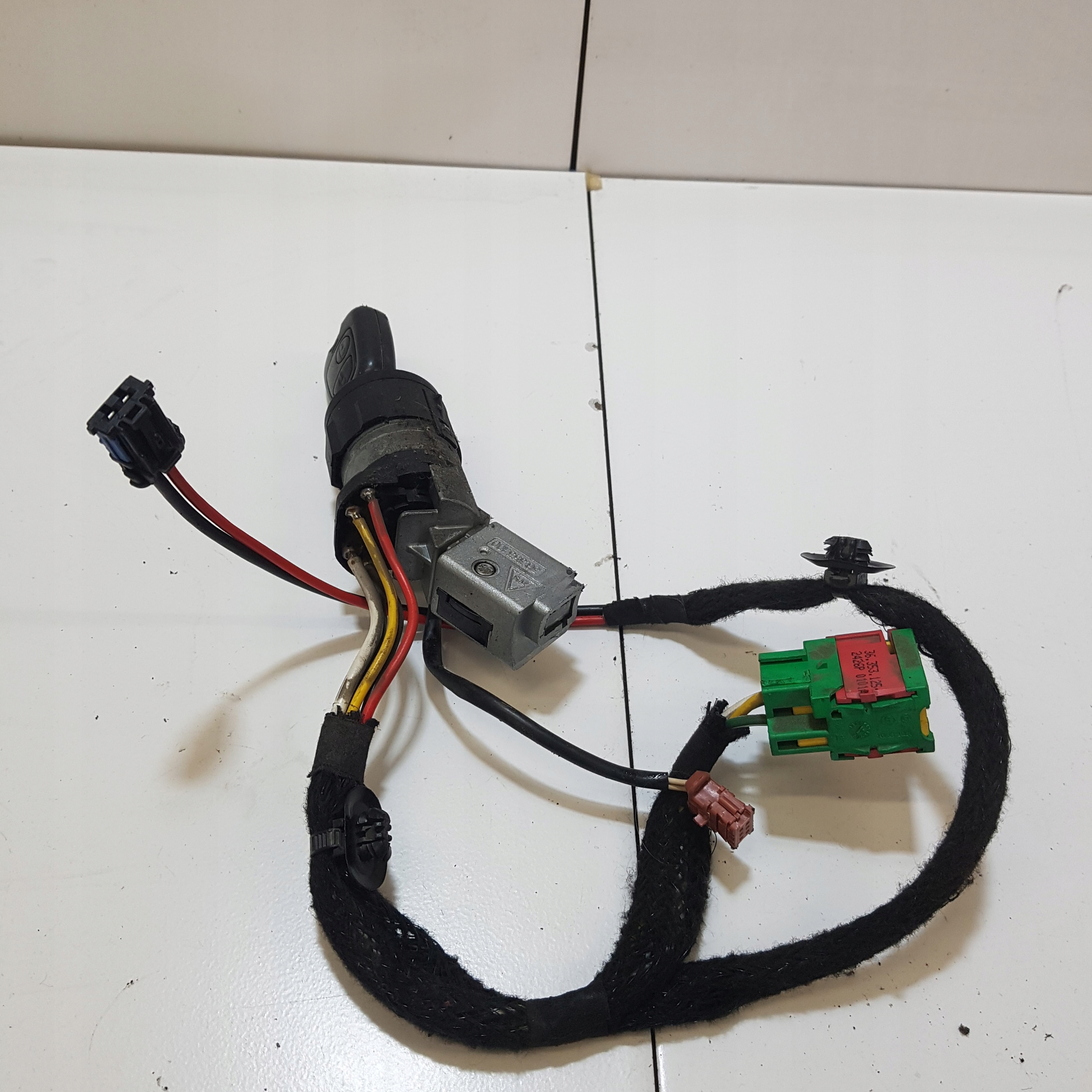 ignition Z KLUCZYKIEM PEUGEOT 407 36353100