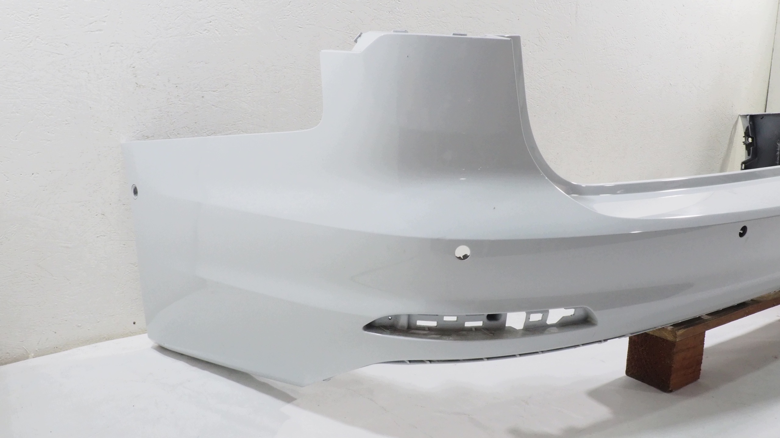 Audi A6 C8 Kombi bumper rear part rear 4K9807511