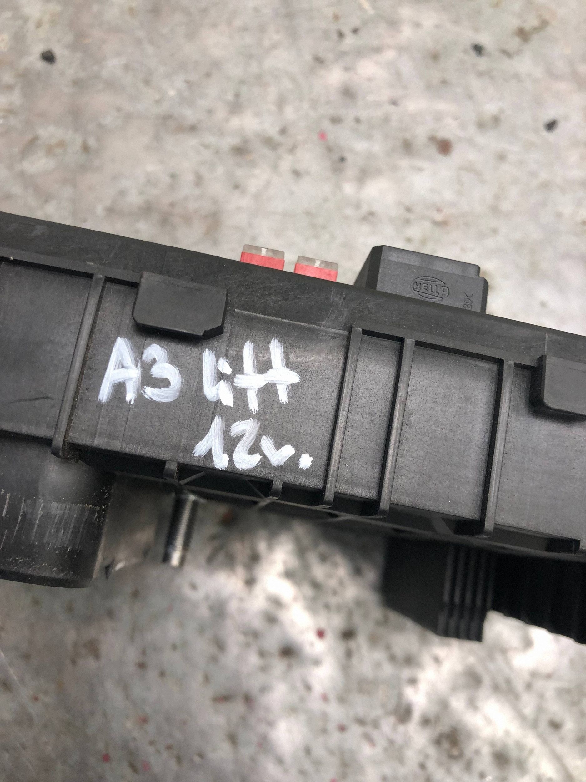 fuse box AUDI A3 8P LIFT 1K0937125D