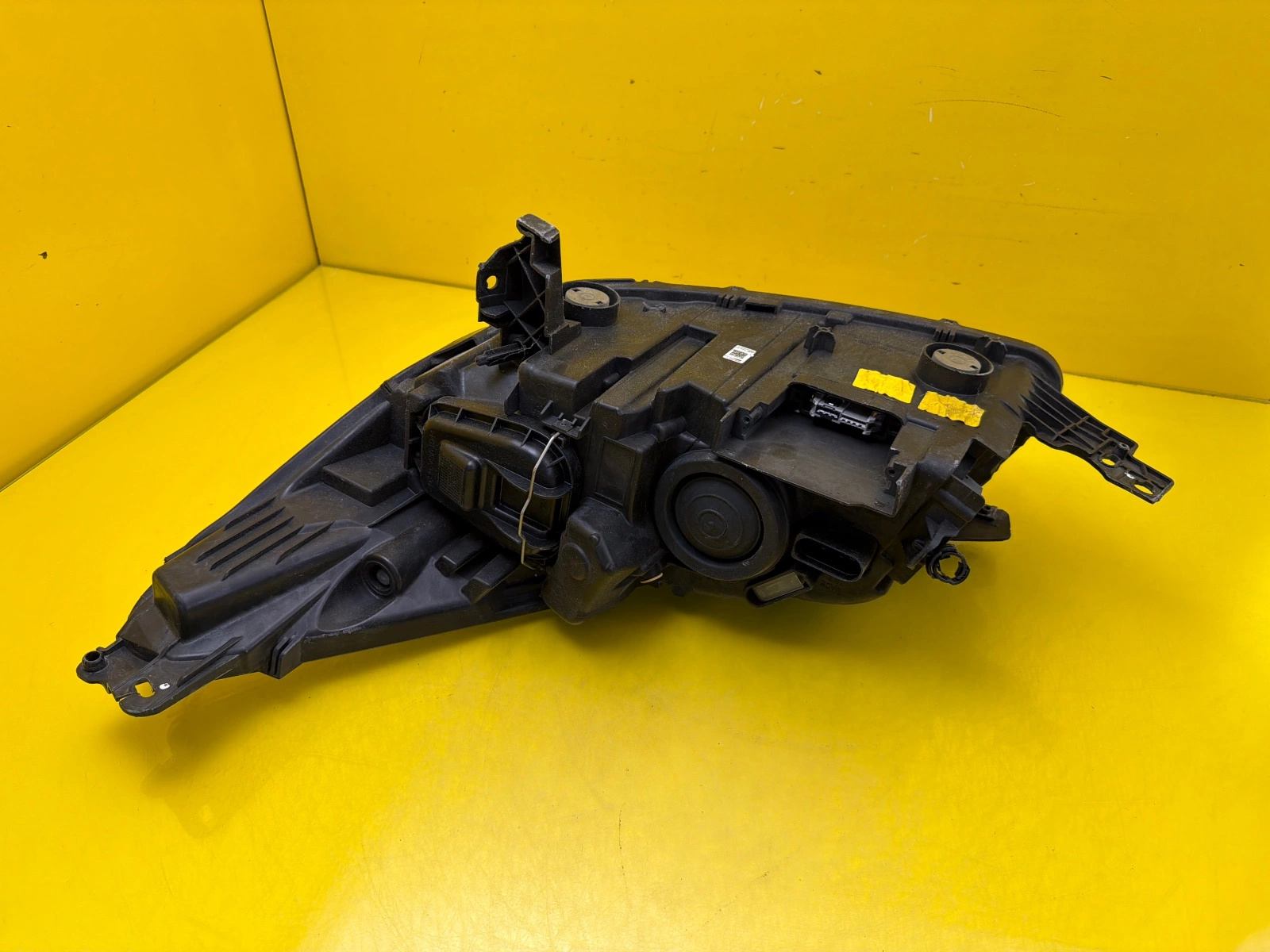 light right front Ford Kuga MK2 Bi-Xenon CV44-13D154-AG