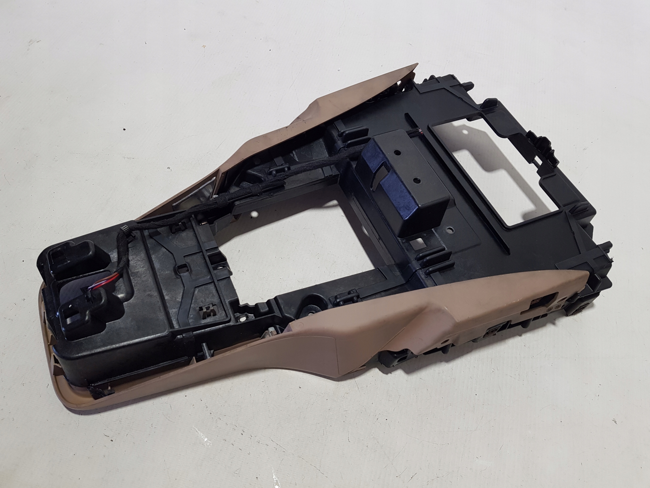 TUNEL central frame PORSCHE CAYENNE 7P5
