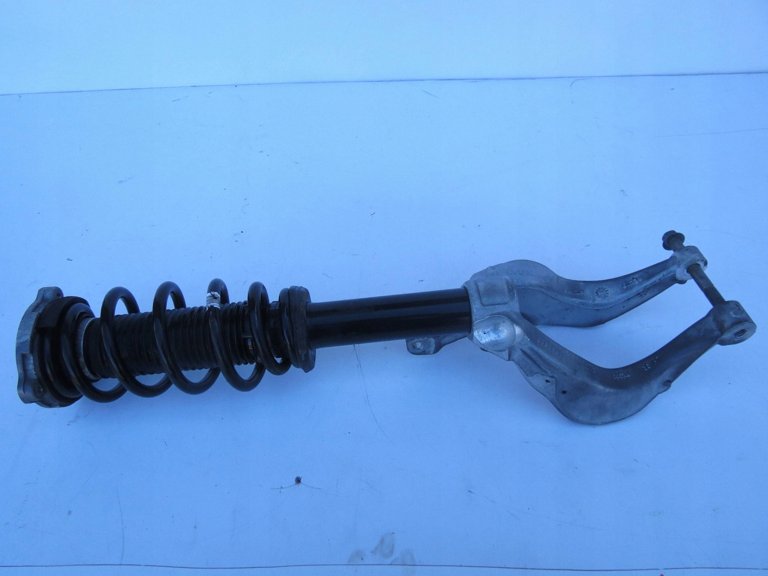 shock absorber left front VOLVO V90 CROSS COUNTRY P31476941