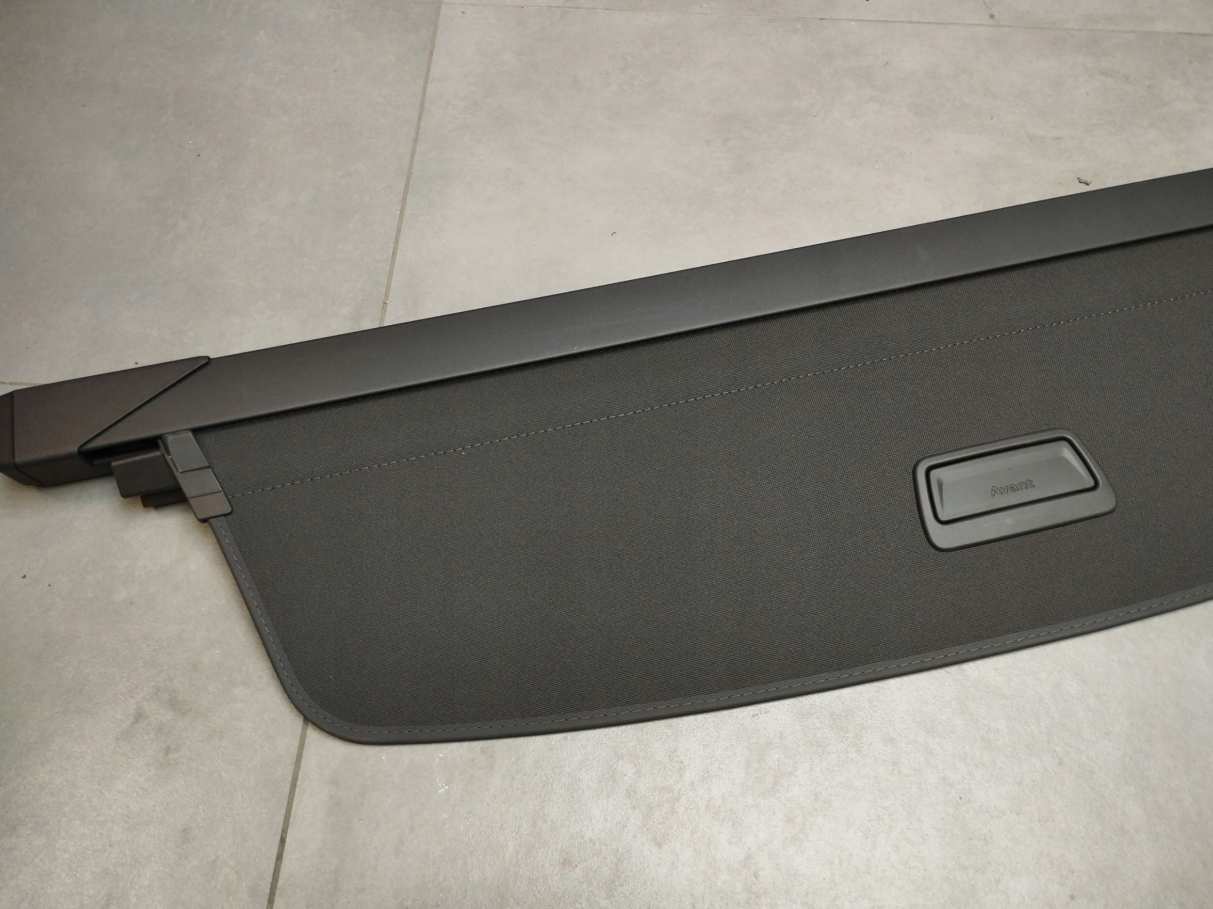 Audi A5 B10 KOMBI blinds boot 8B9863553A