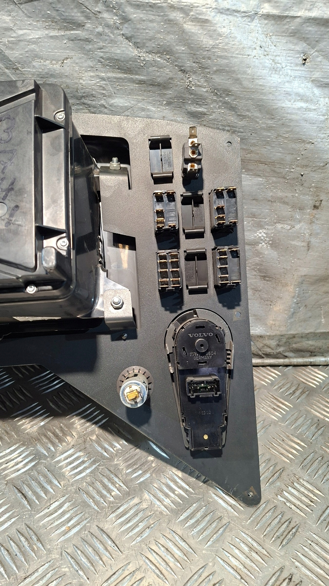dials dials VOLVO FH 70392912-P01