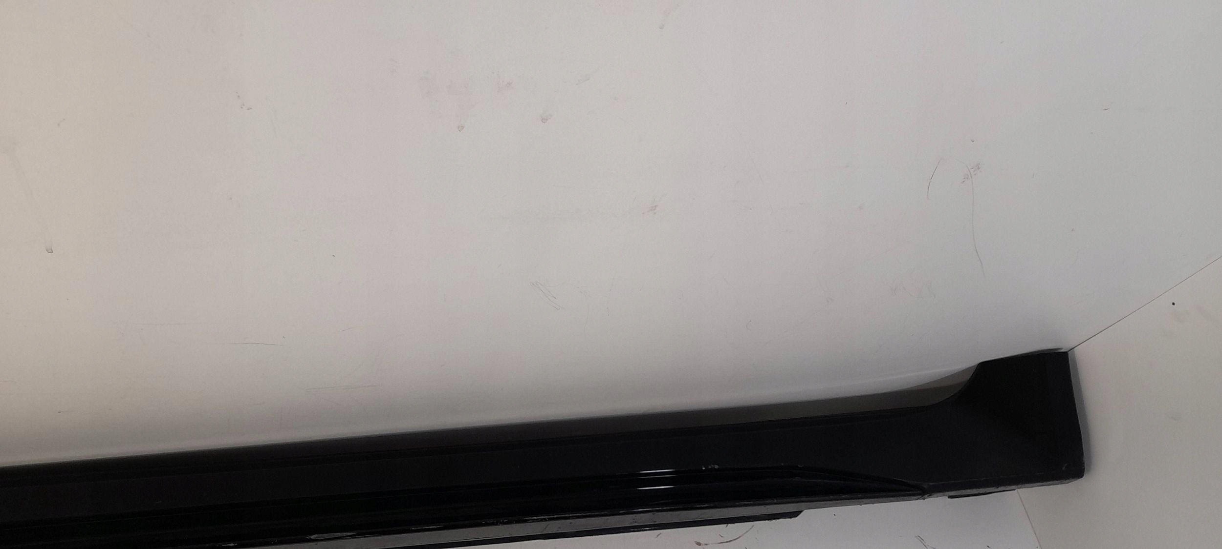 Audi RS6 C8 moulding threshold left 4K0853855B (T335)