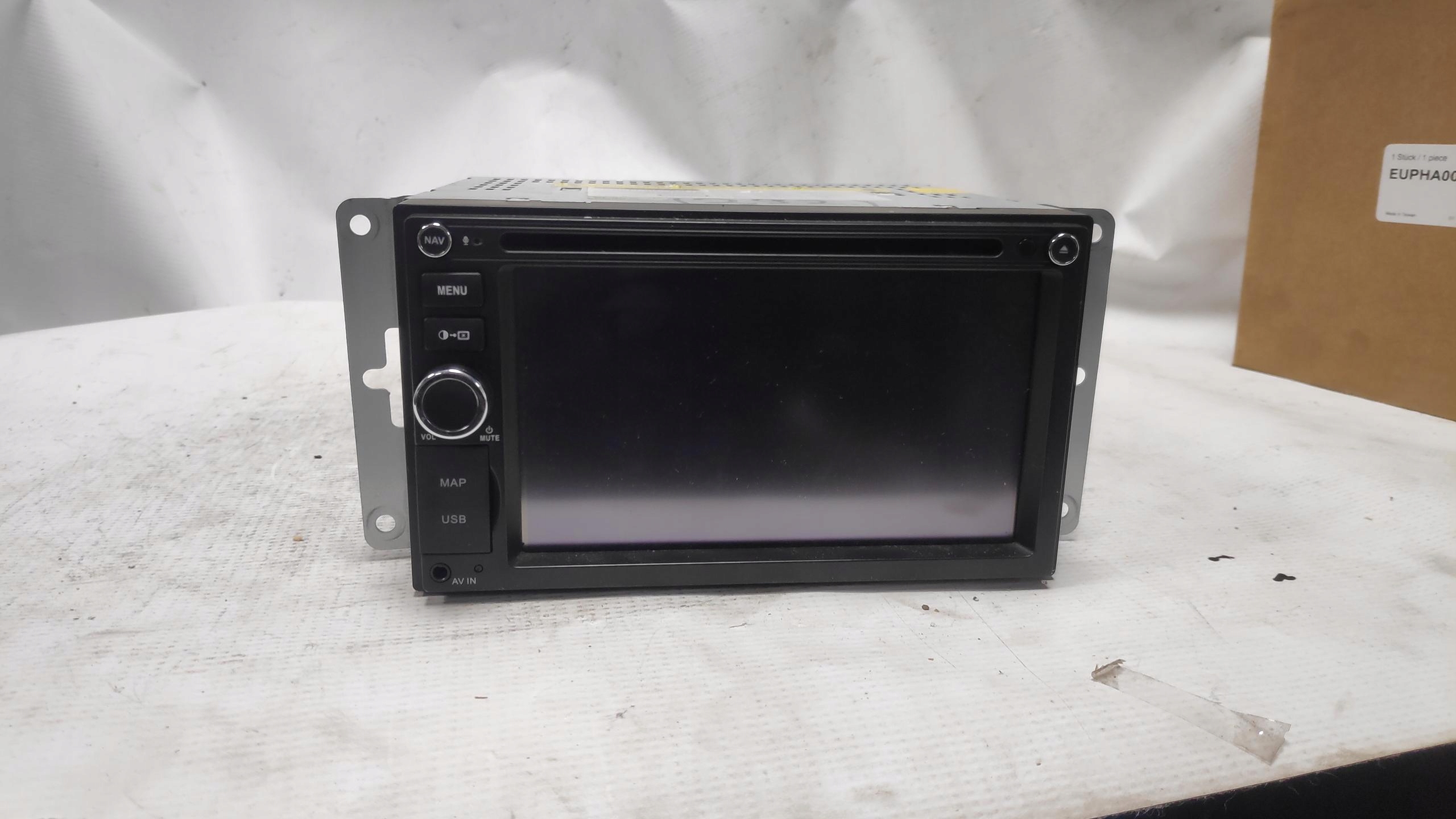 радио экран дисплей REXTON NV616