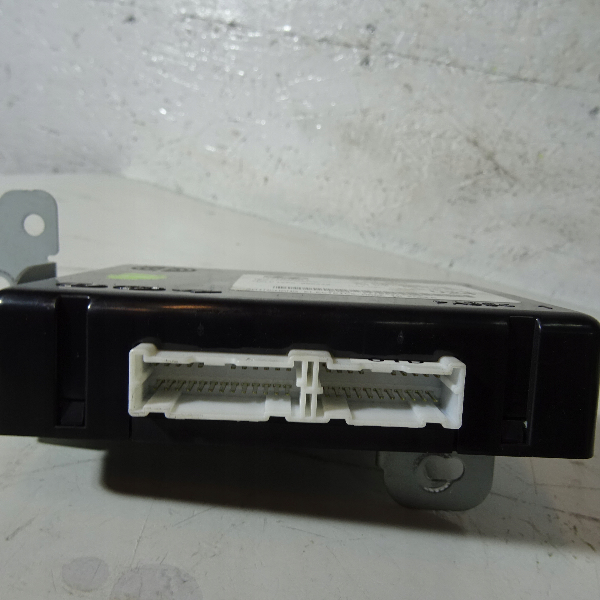 HYUNDAI I40 module control unit 16RA000349