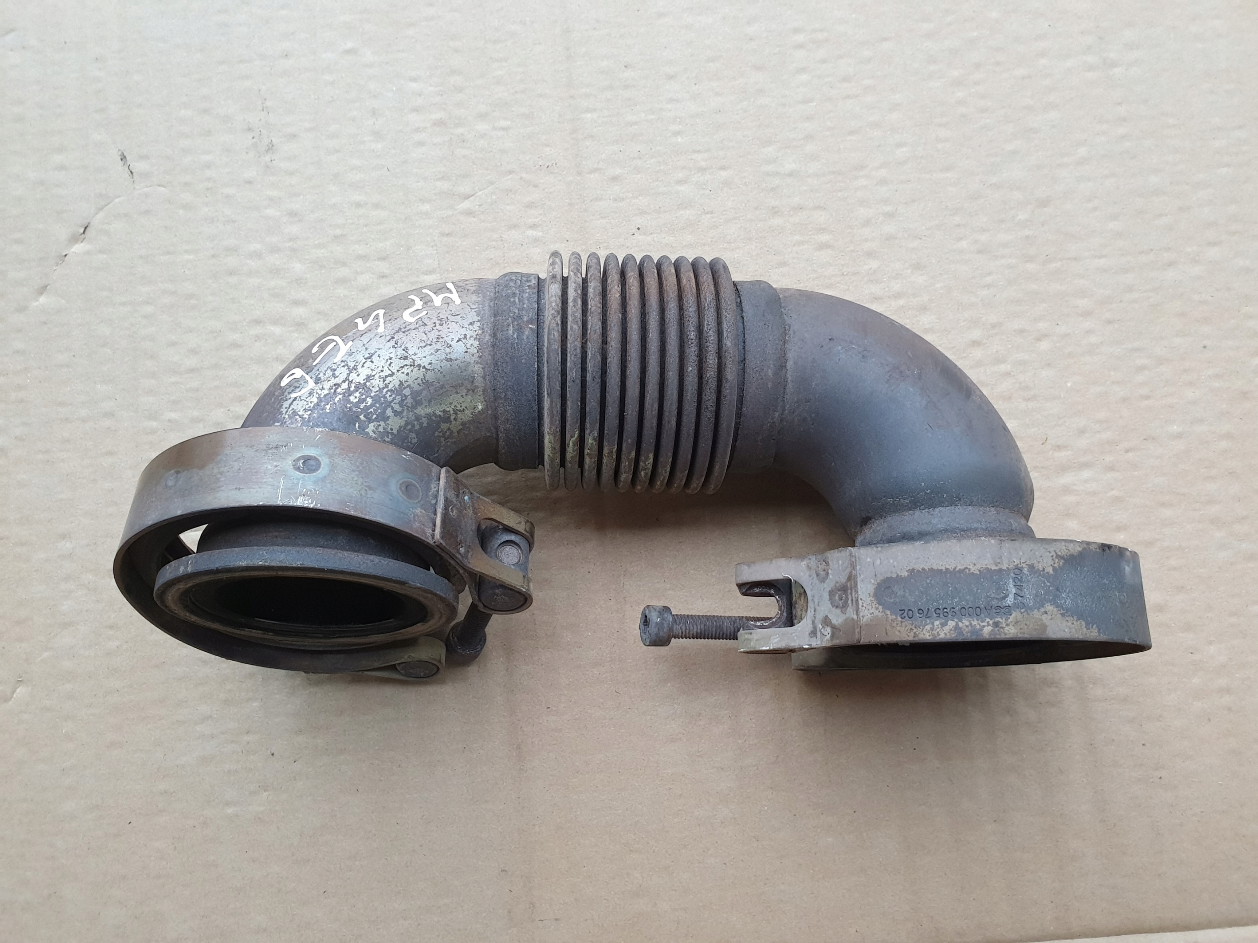 472 140 - ACTROS MP4 РЕЦИРКУЛЯТОР ВЫХЛОПНОЙ ЛОКОТЬ МУФТА