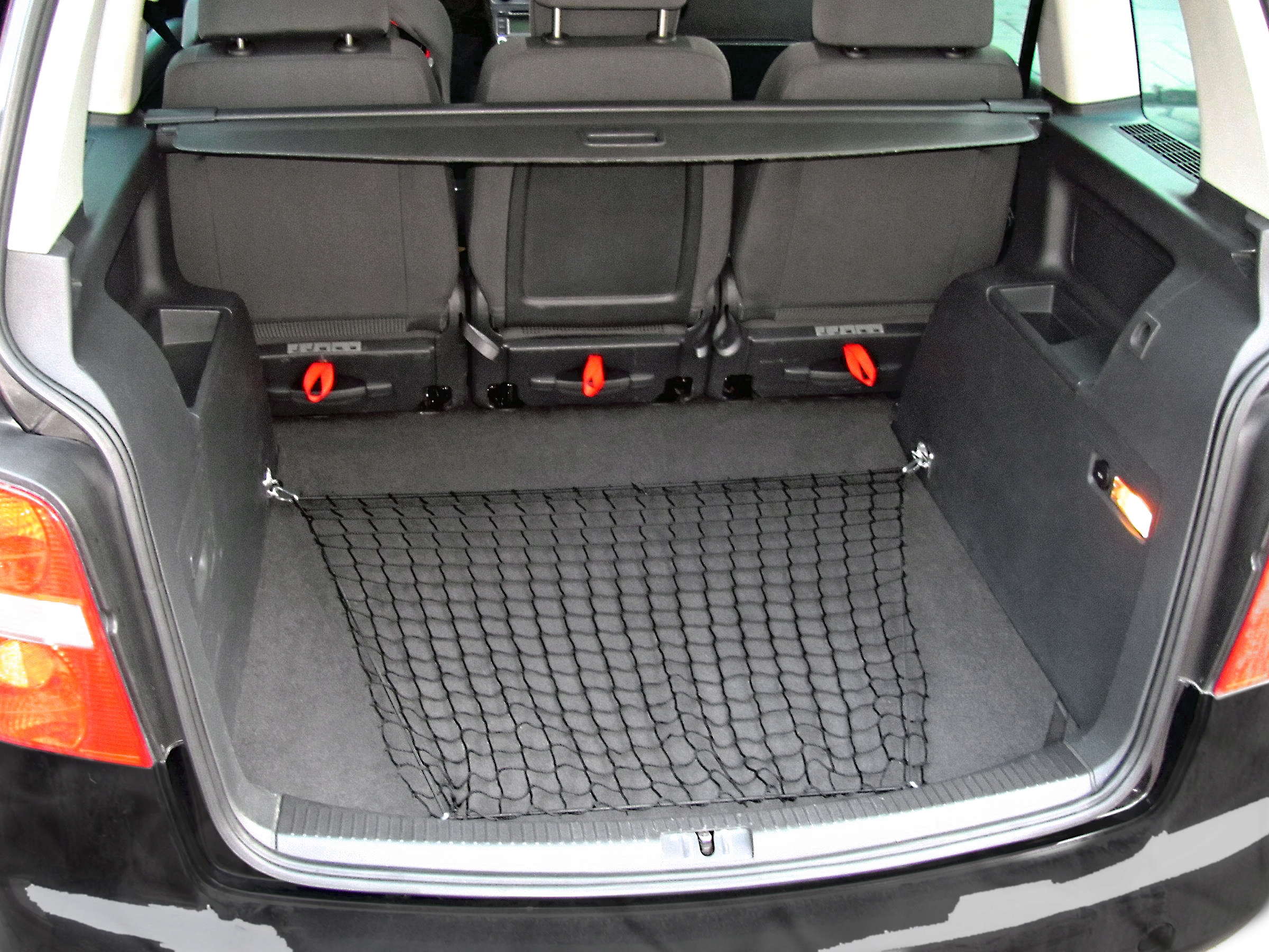 SIATKA DO BAGAŻNIKA VOLKSWAGEN TOURAN 2003-2010 Rodzaj siatki