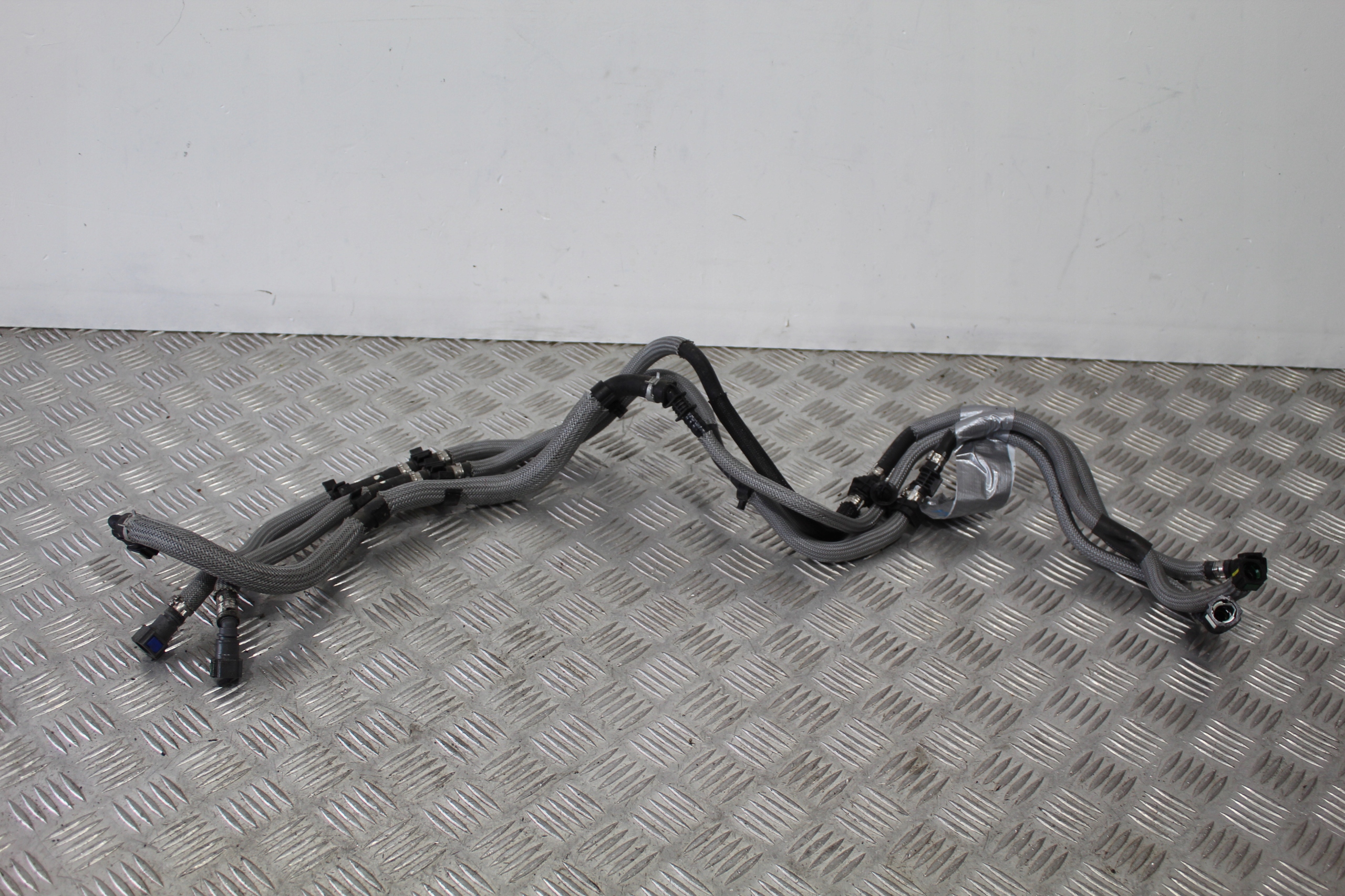 hose fuel line MICRA V 5 K14
