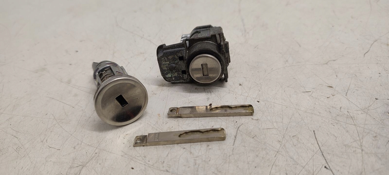 Allumage Insert grot Opel Astra J kombi 2,0 CDTI