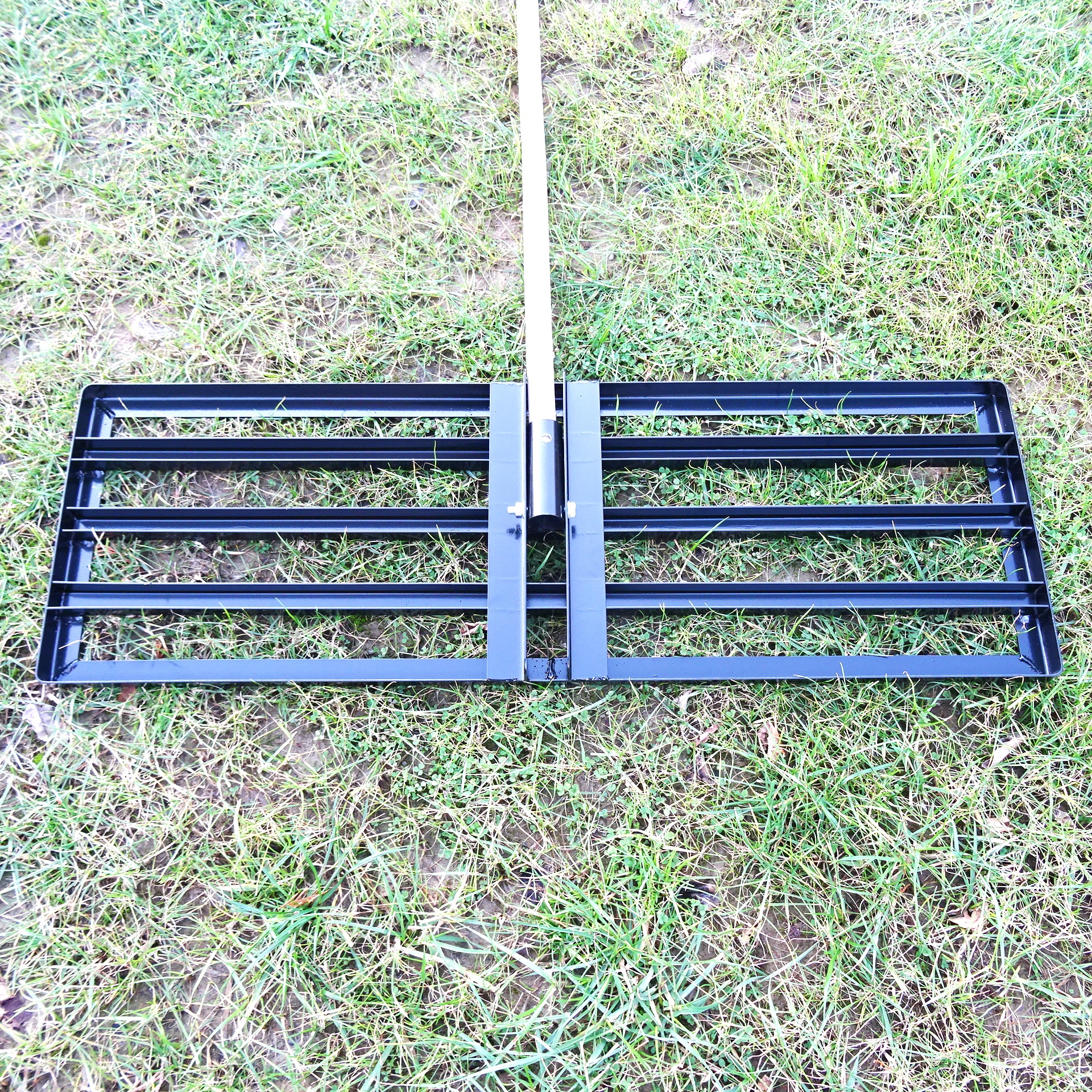RĘCZNY NIWELATOR TERENU levelawn Level Rake 60 cm - 5 Poprzeczek - MASYWNY Materiał głowicy metal