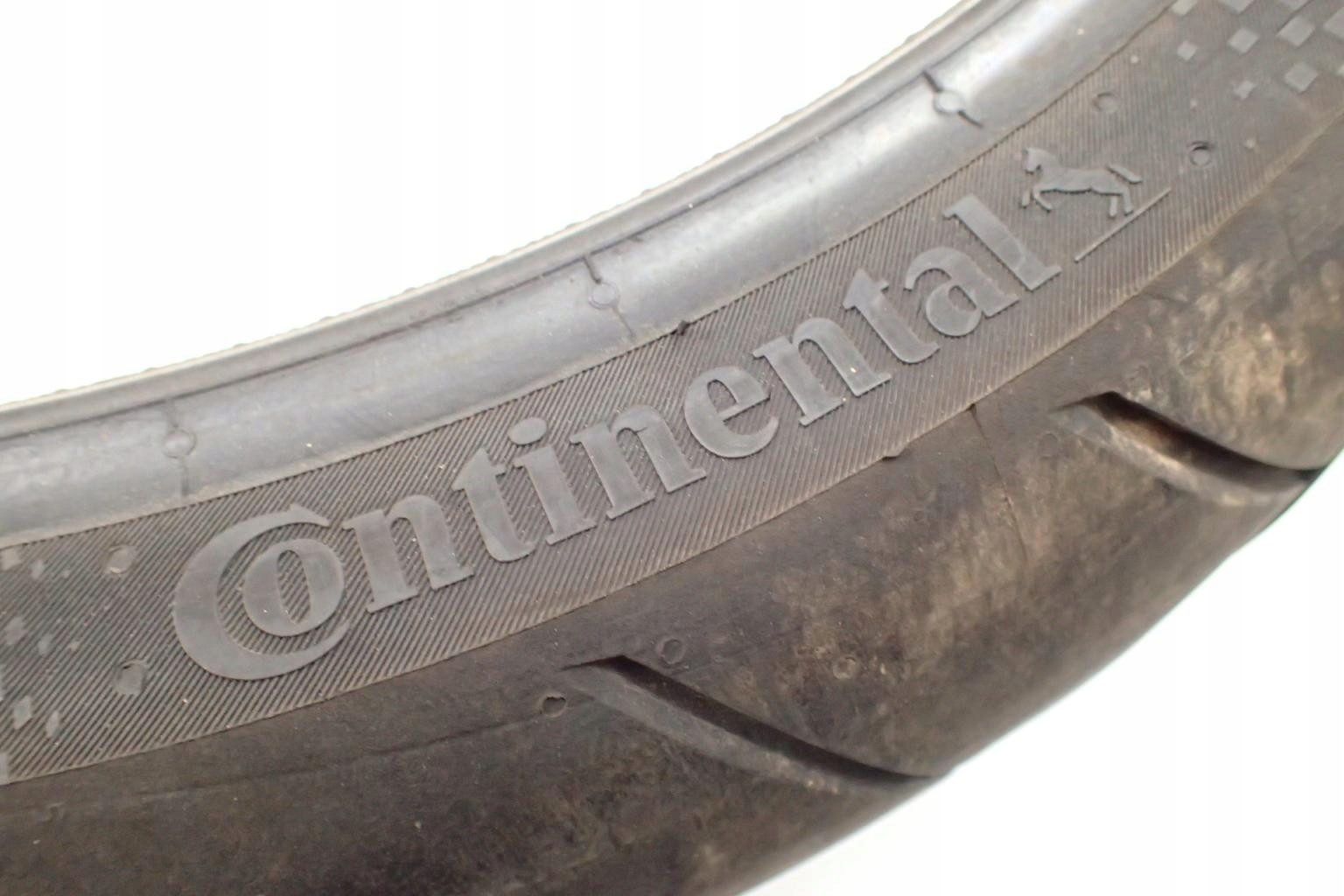 Continental Contiroadattack 2 Evo 120/70/17 3,6mm Szerokość opony 120 mm