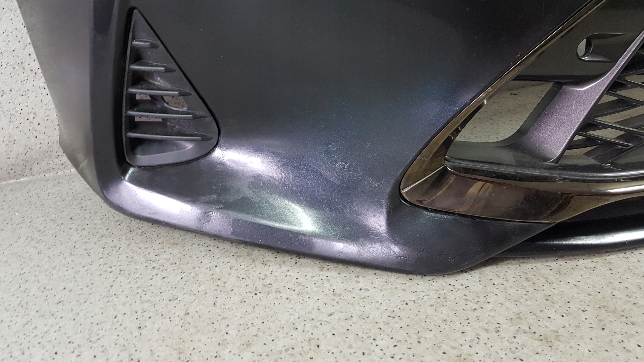 LEXUS RC LIFT 2018 - bumper front 2194