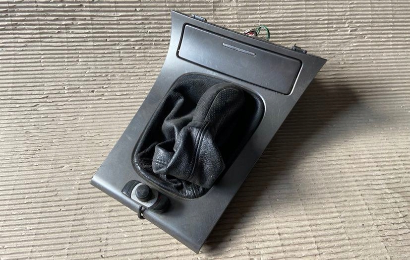 92122AG020 - Панель рычага, пепельница, сильфон Subaru Obk 06