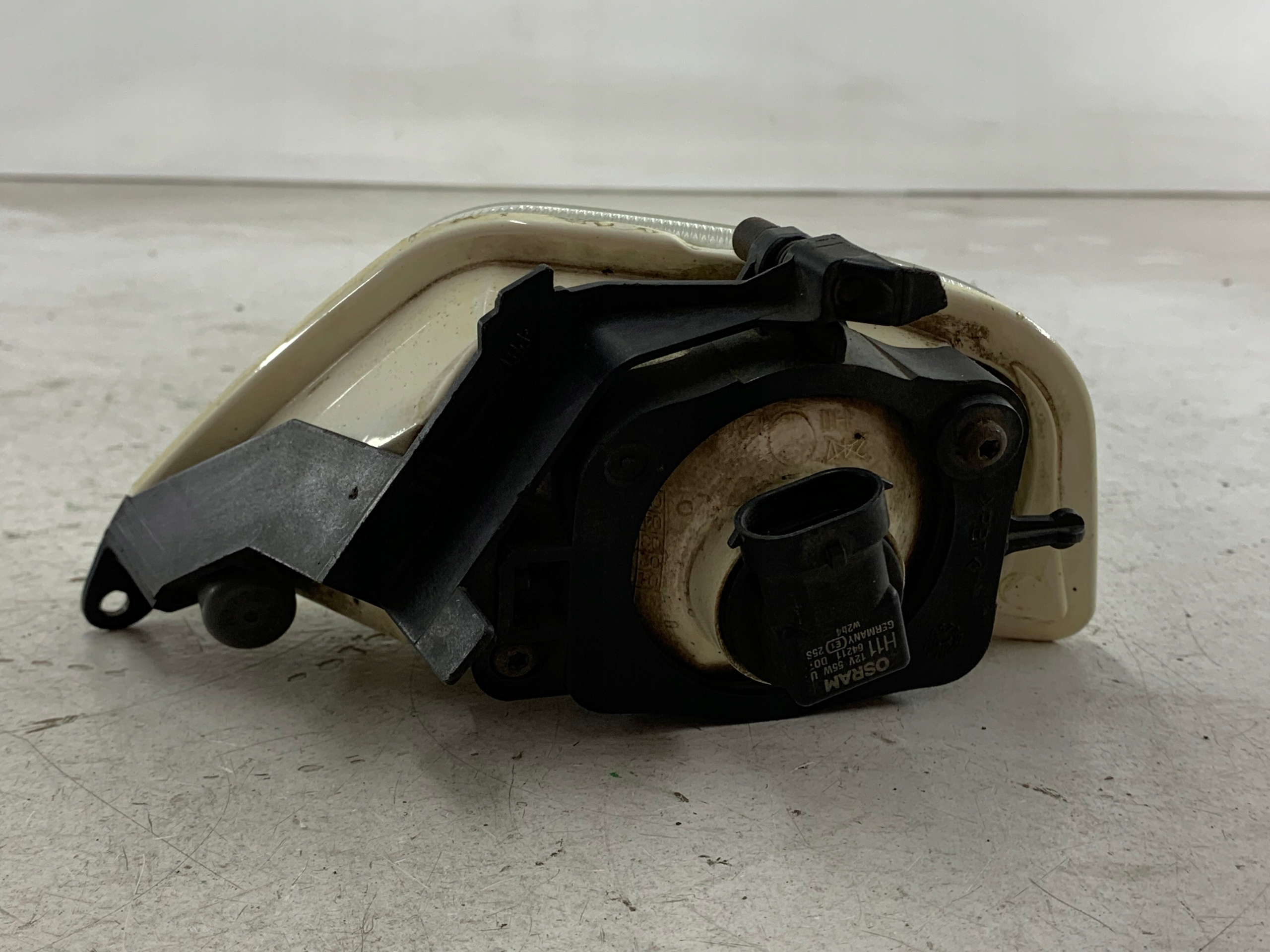 FORD FOCUS MK1 fog light left front 2M5115201AG