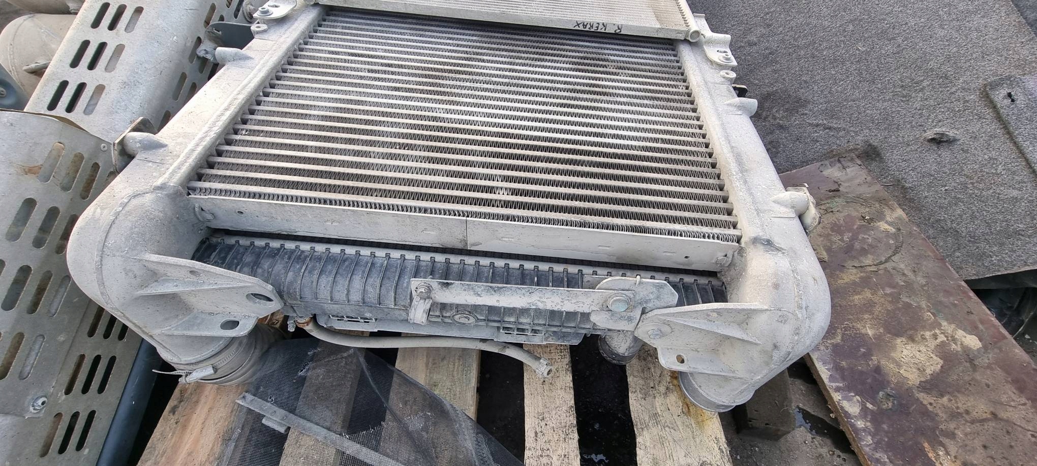 KOMPLET Radiateur RENAULT KERAX 410 DXI