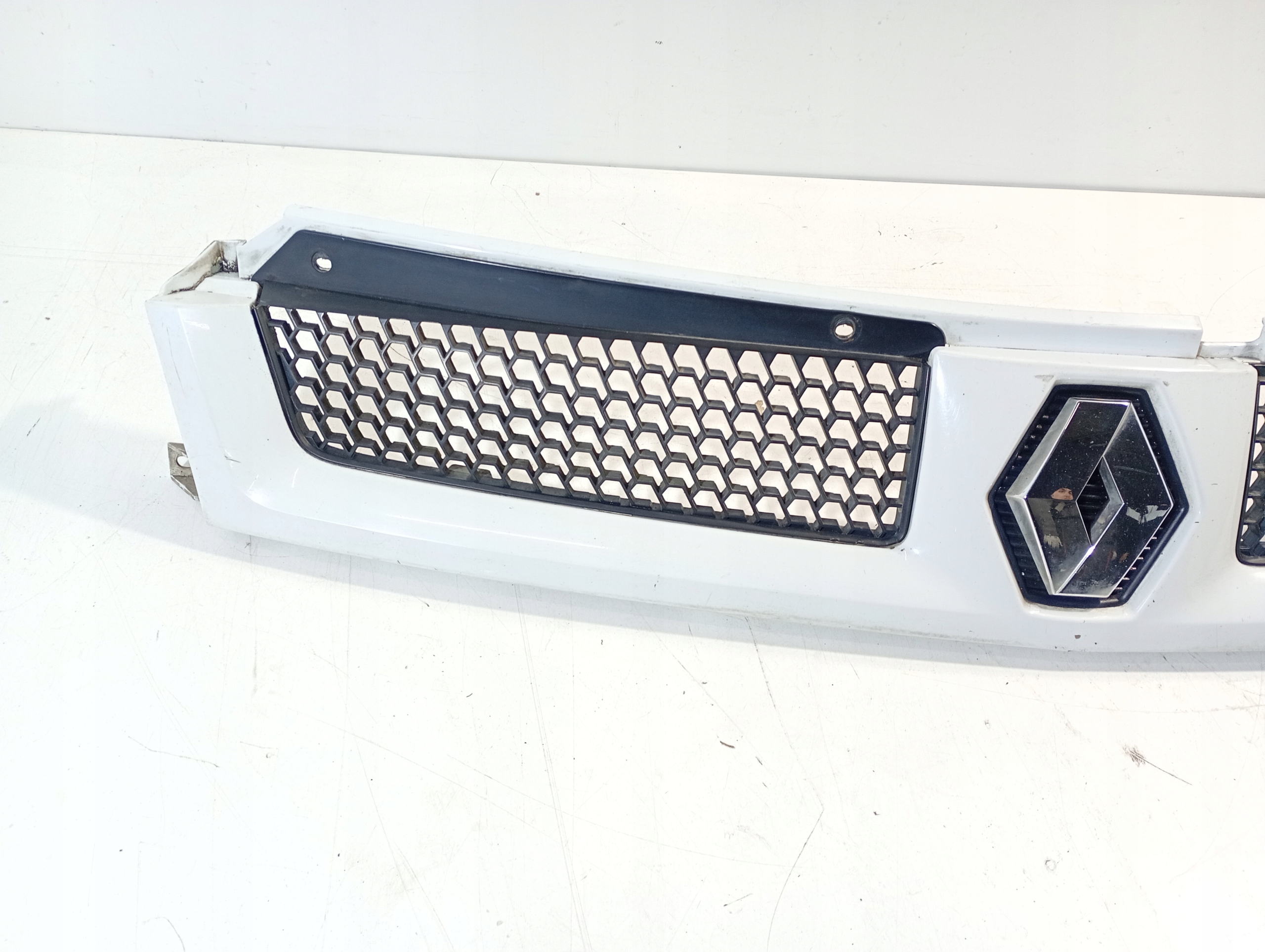 Renault MASTER II 2 LIFT 03-10 grill grille radiator