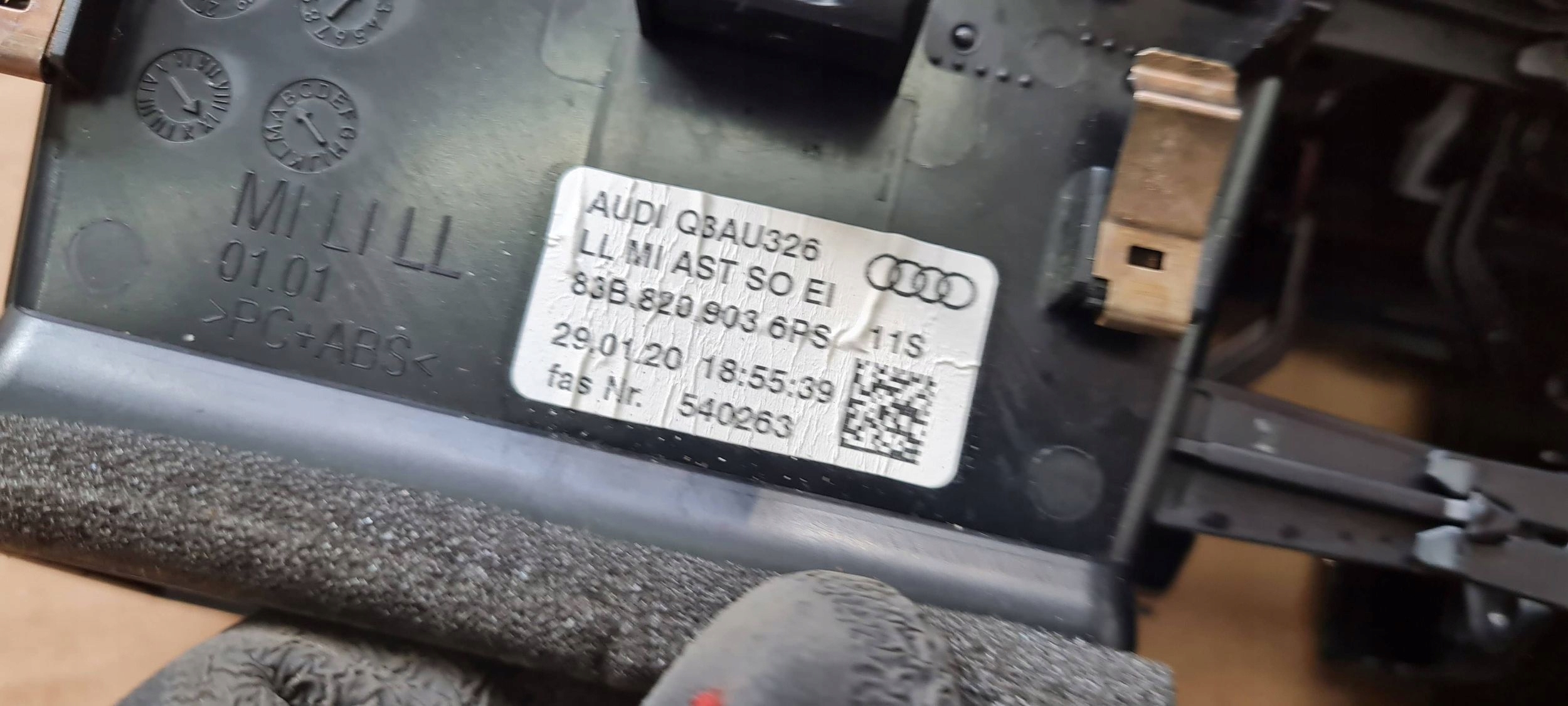 Q3 83A grid air conditioning devices central PIANO EU 83B820903