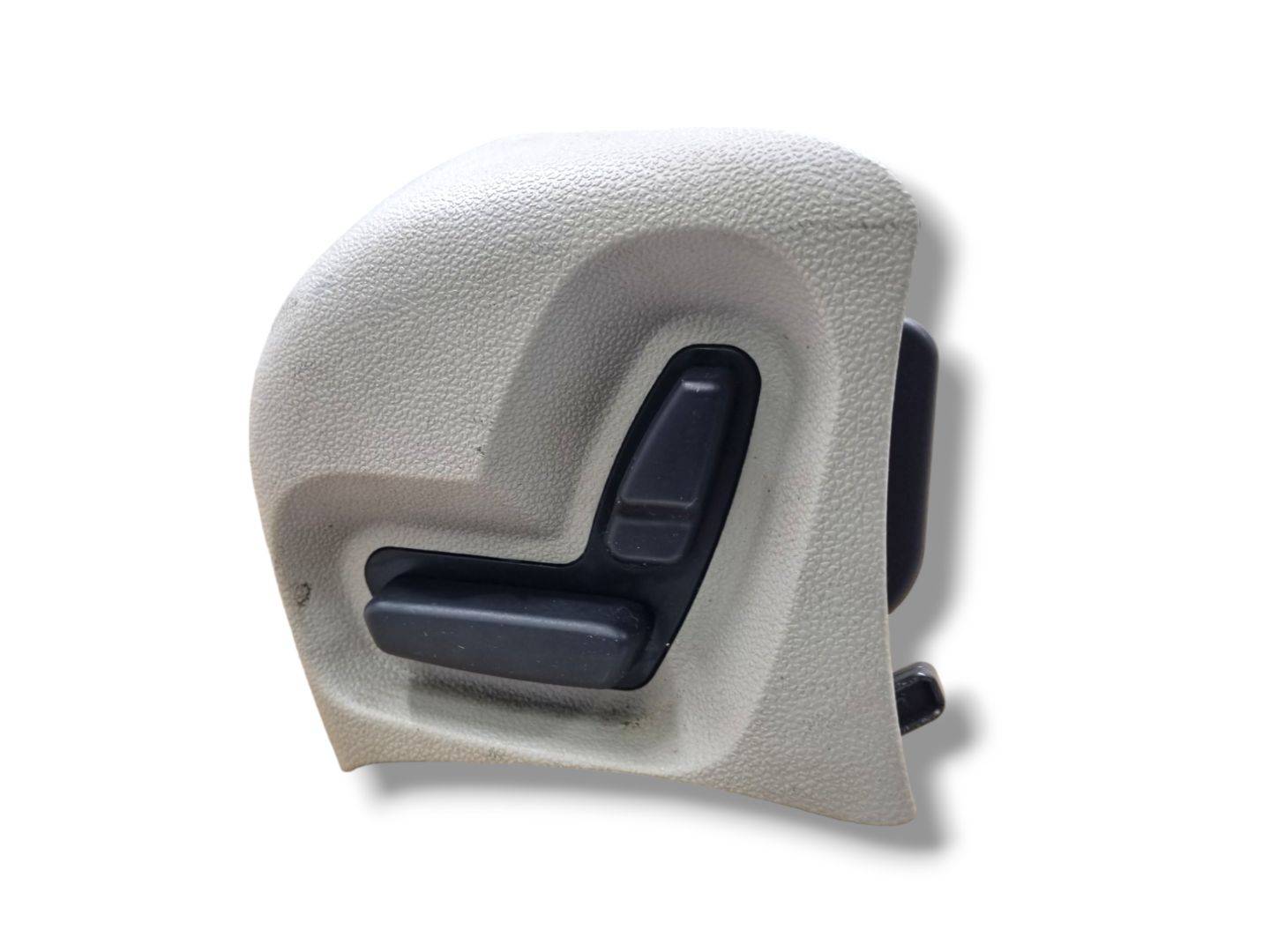 cover seat front left side Mercedes-Benz E W211 2004 A2119190173