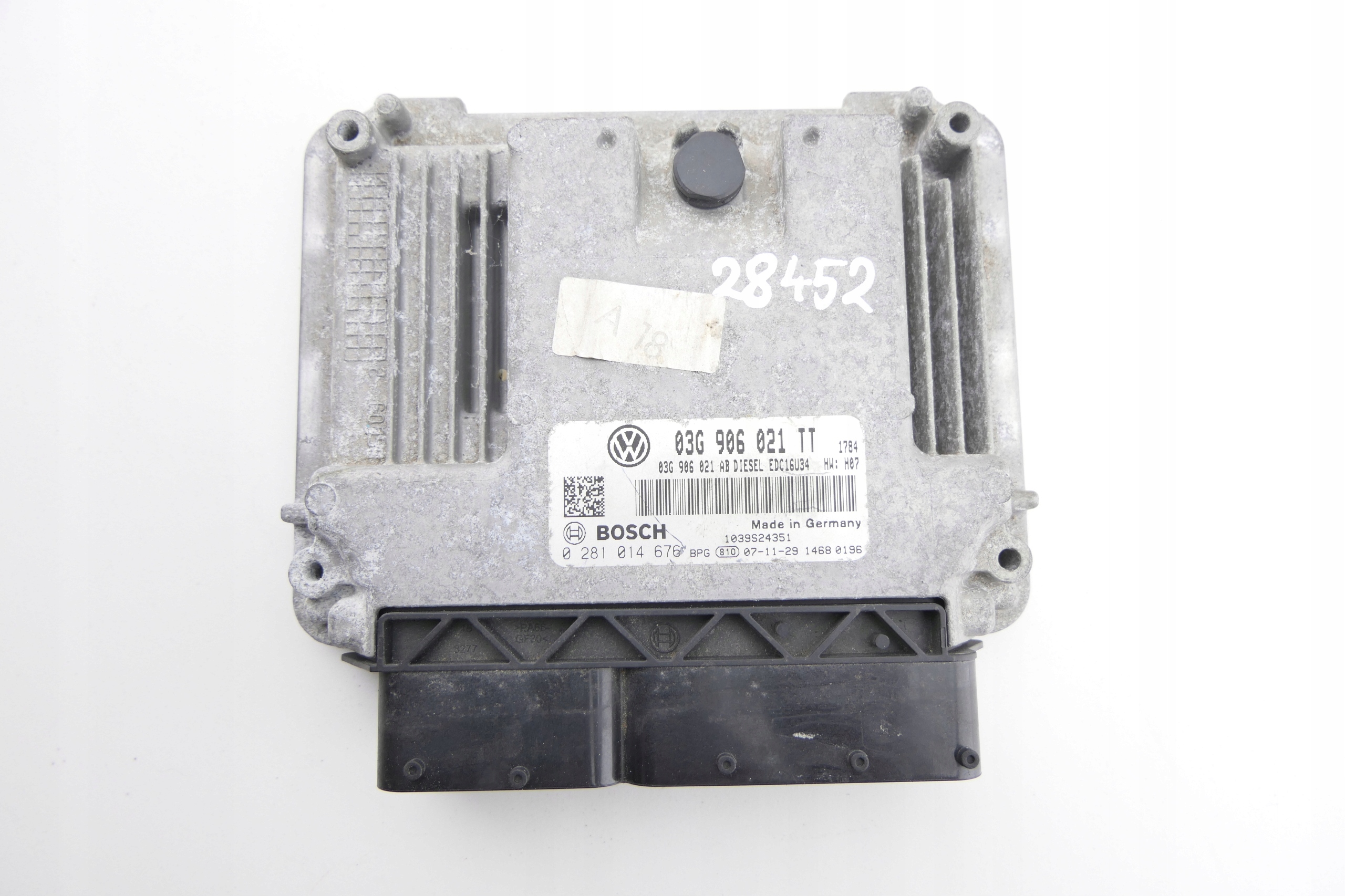 computer of the engine VOLKSWAGE GOLF V plus 1.9 TDI 03G906021TT